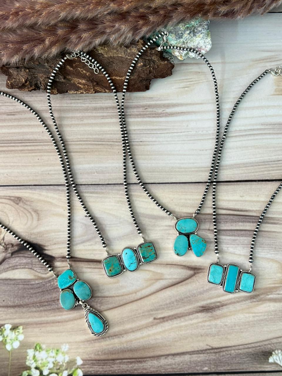 Handmade Sterling Silver Green Kingman Turquoise Collection: Beaded Necklace Signed Nizhoni