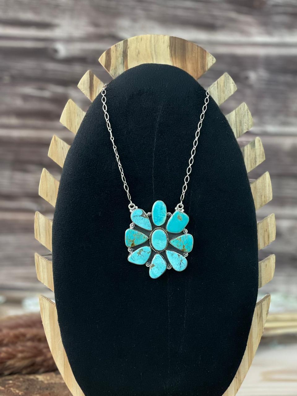 Handmade Sterling Silver Green Kingman Turquoise Collection: Necklace Signed Nizhoni