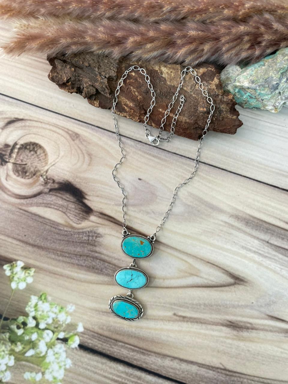 Handmade Sterling Silver Green Kingman Turquoise Collection: Necklace Signed Nizhoni