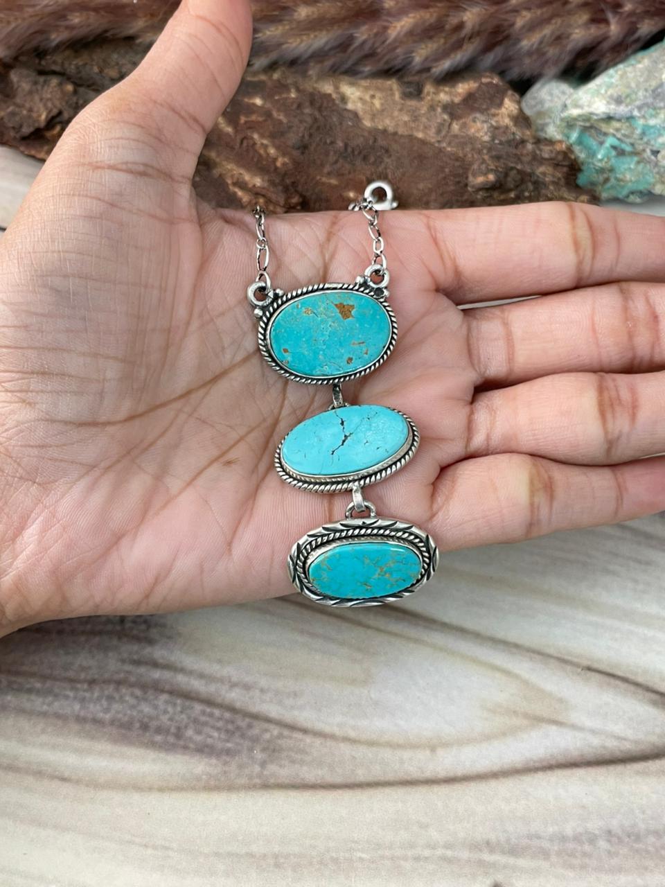 Handmade Sterling Silver Green Kingman Turquoise Collection: Necklace Signed Nizhoni