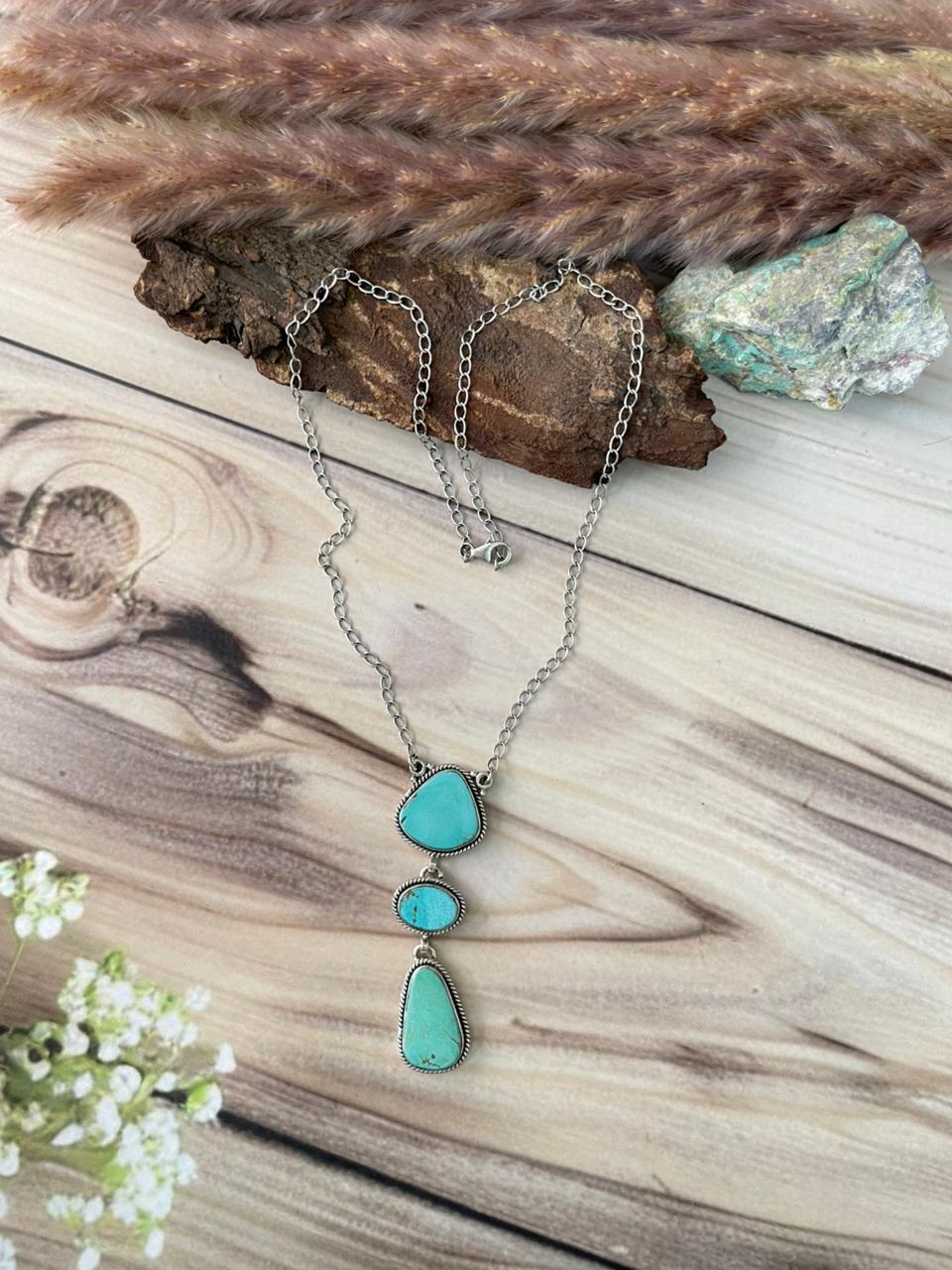 Handmade Sterling Silver Green Kingman Turquoise Collection: Necklace Signed Nizhoni