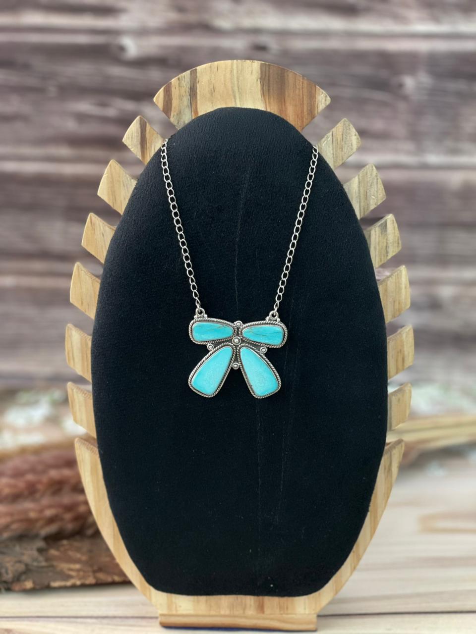 Handmade Sterling Silver Green Kingman Turquoise Collection: Necklace Signed Nizhoni