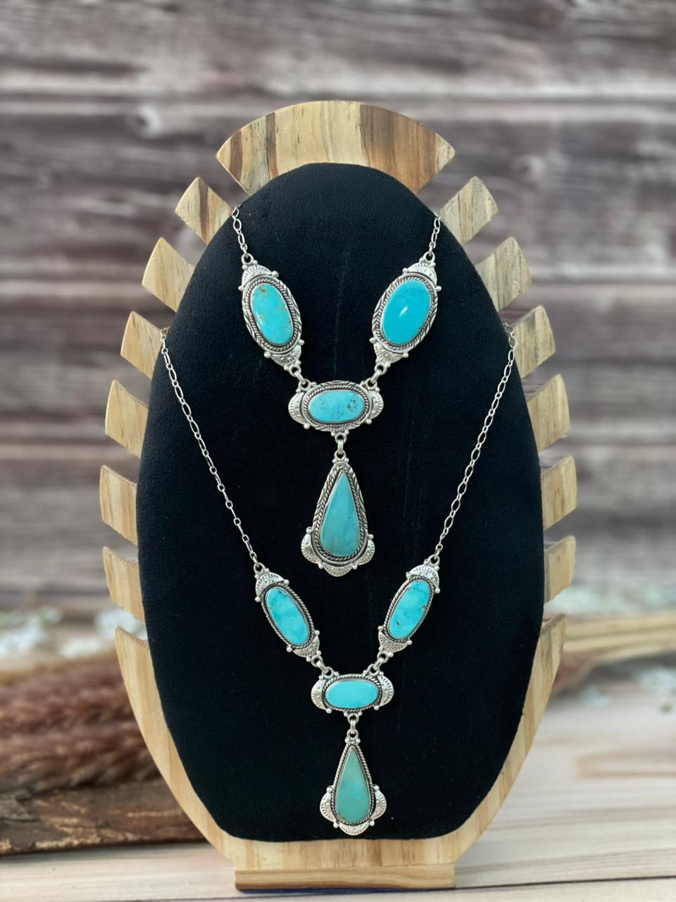 Handmade Sterling Silver Green Kingman Turquoise Collection: Necklace Signed Nizhoni