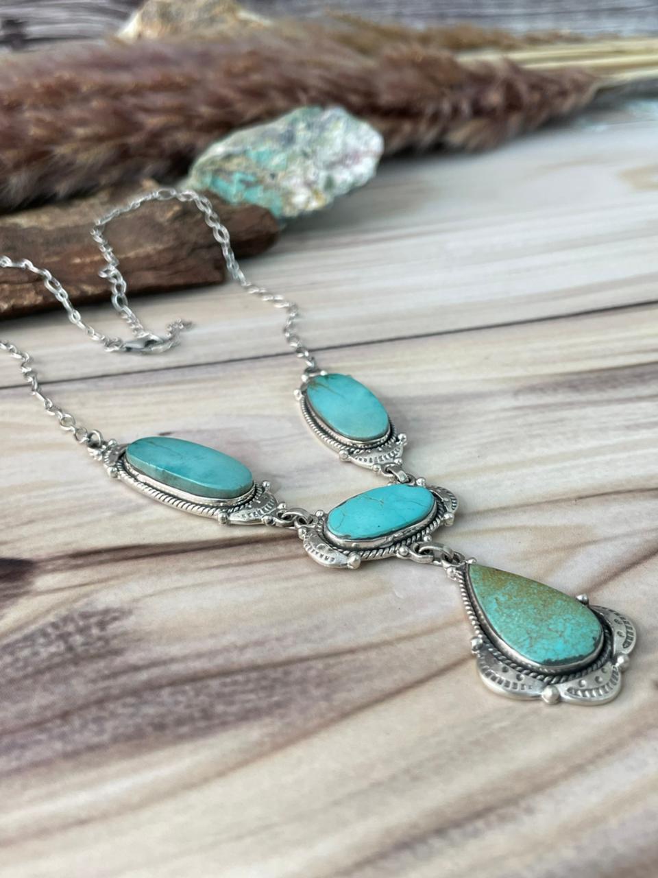Handmade Sterling Silver Green Kingman Turquoise Collection: Necklace Signed Nizhoni