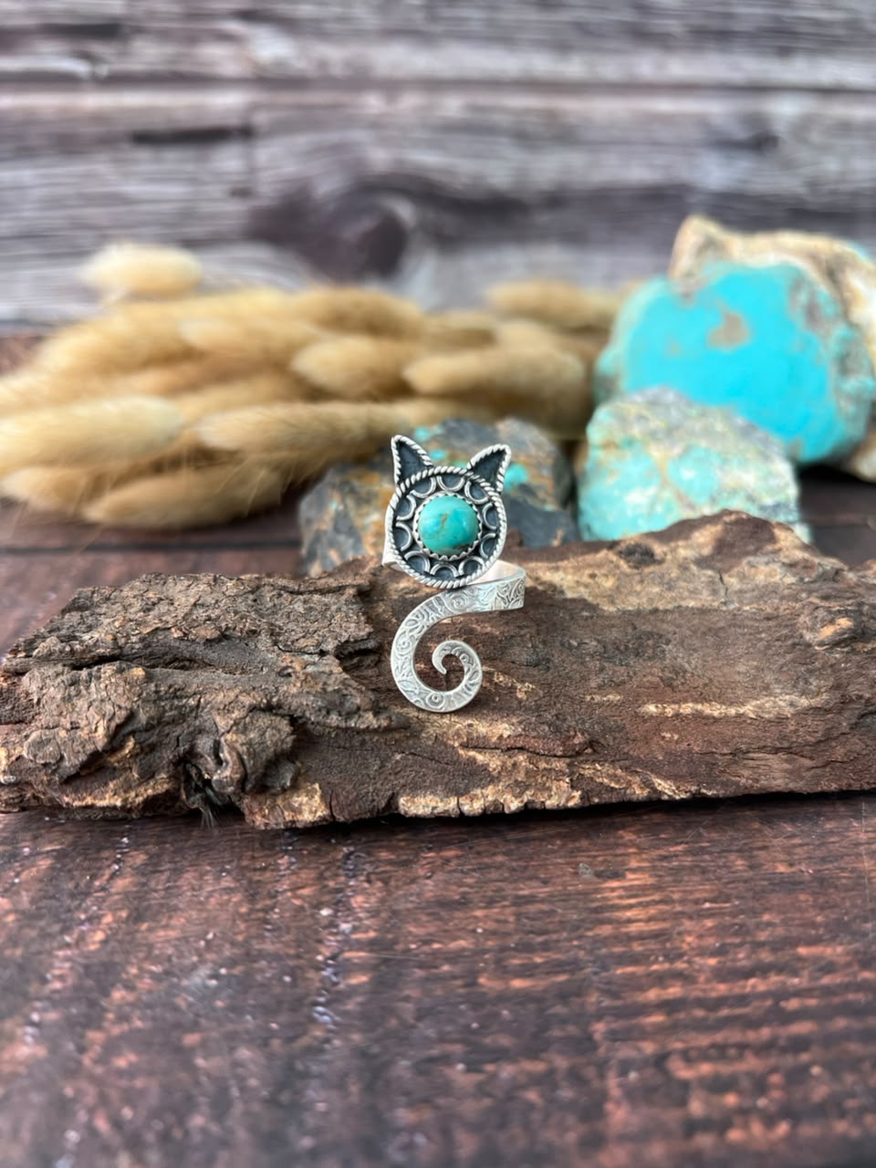 Handmade Sterling Silver Kingman Turquoise Cat Adjustable Ring Signed Nizhoni