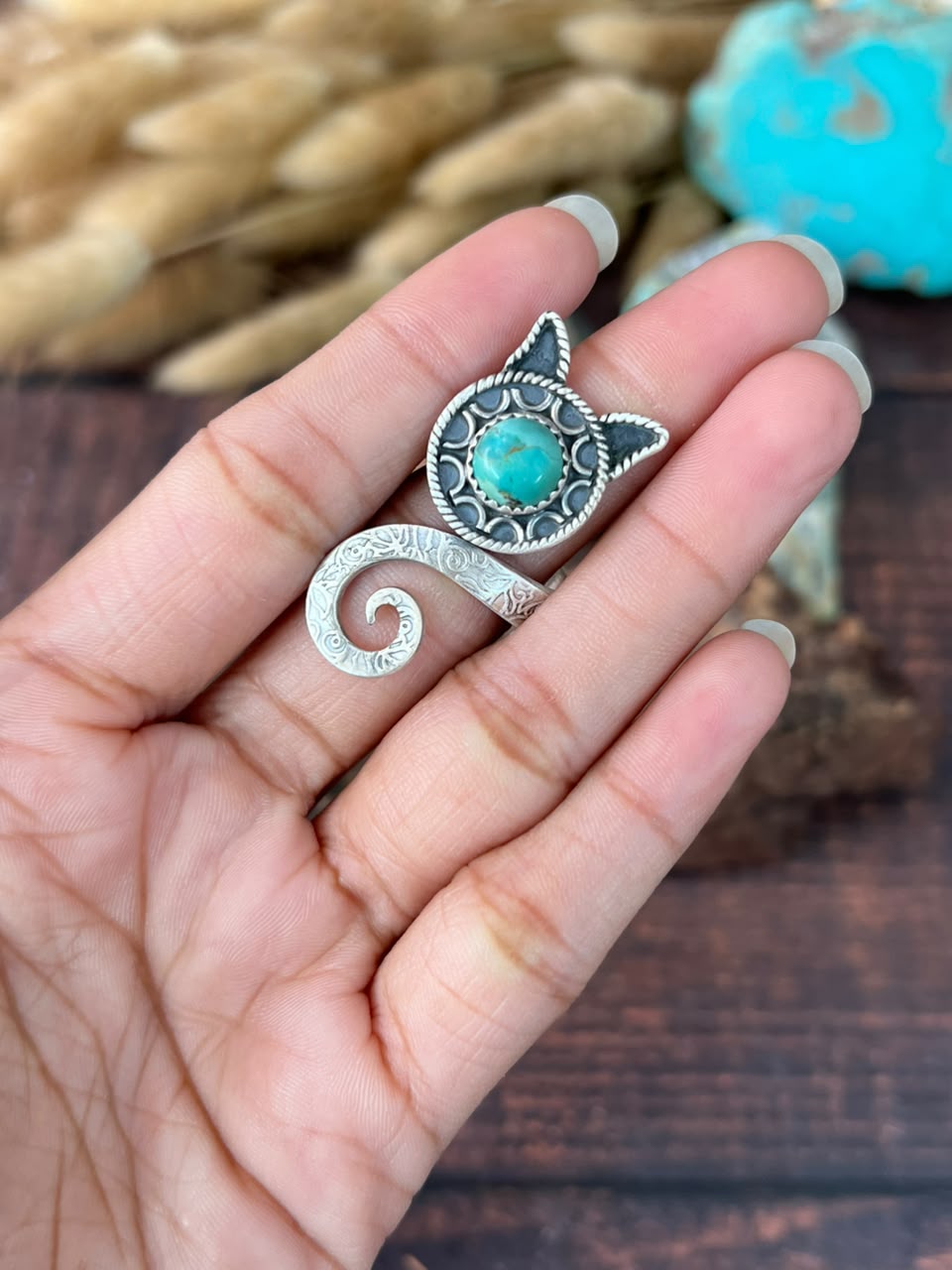 Handmade Sterling Silver Kingman Turquoise Cat Adjustable Ring Signed Nizhoni
