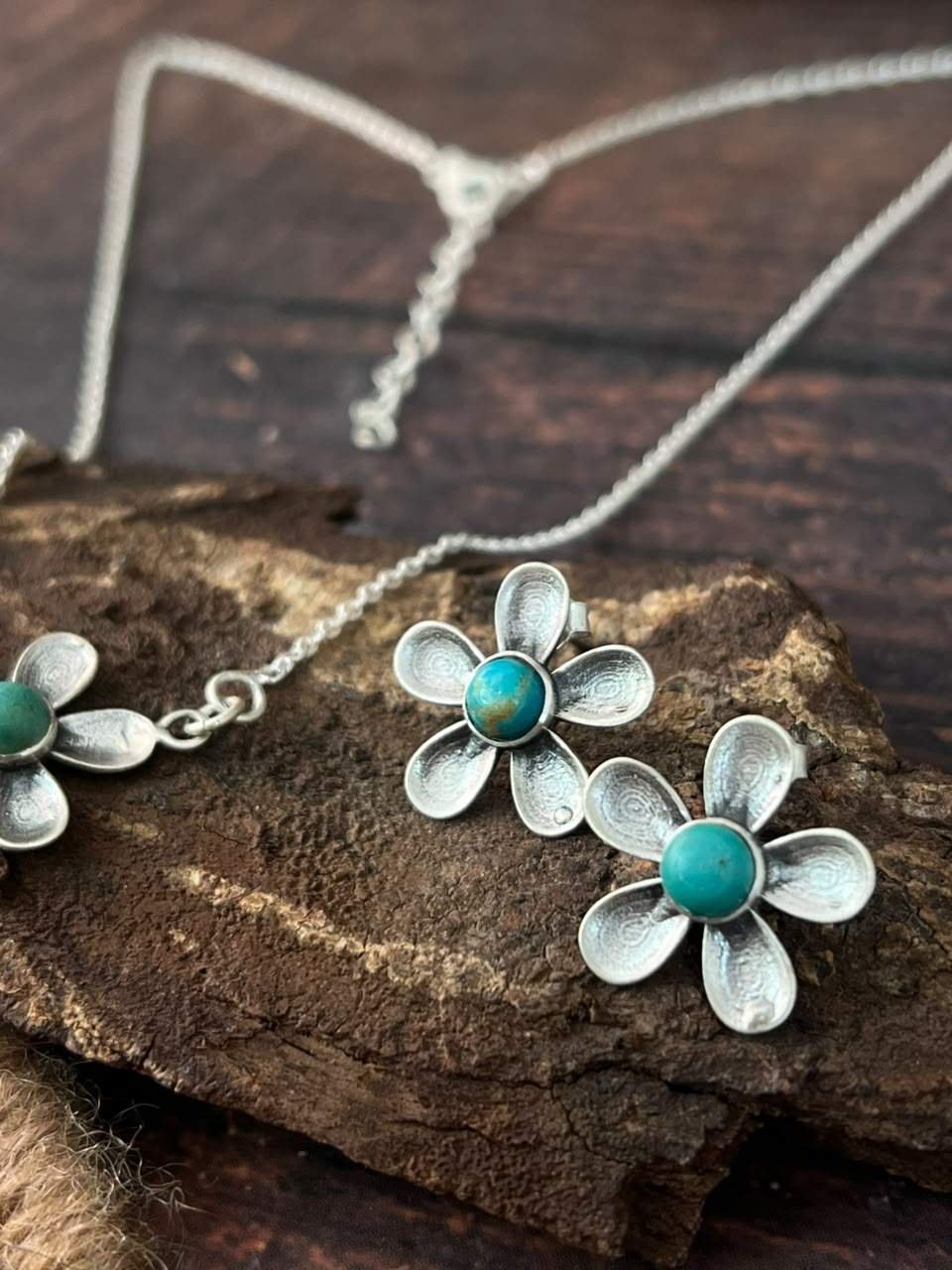 Handmade Sterling Silver Kingman Turquoise Necklace and Earrings Set Signed Nizhoni