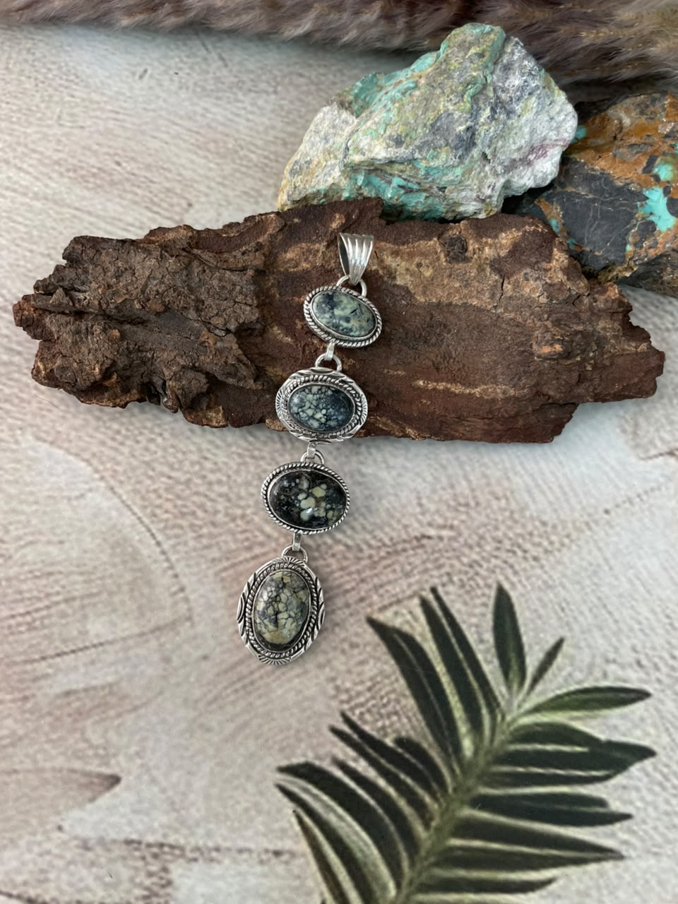Handmade Sterling Silver Colina Verde Variscite Collection: Pendant Signed Nizhoni