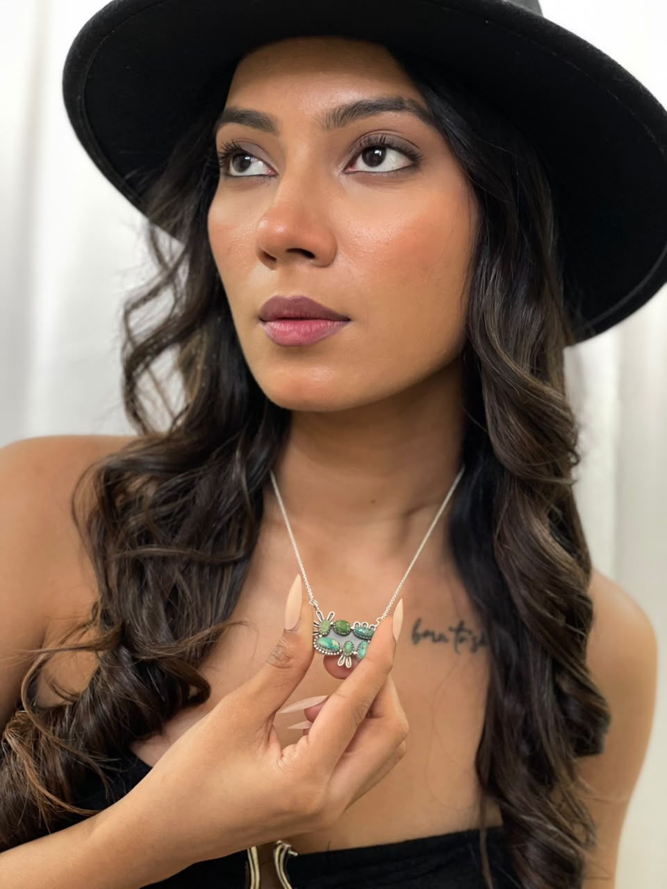 Handmade Sterling Silver Emerald Valley Turquoise Necklace Signed Nizhoni