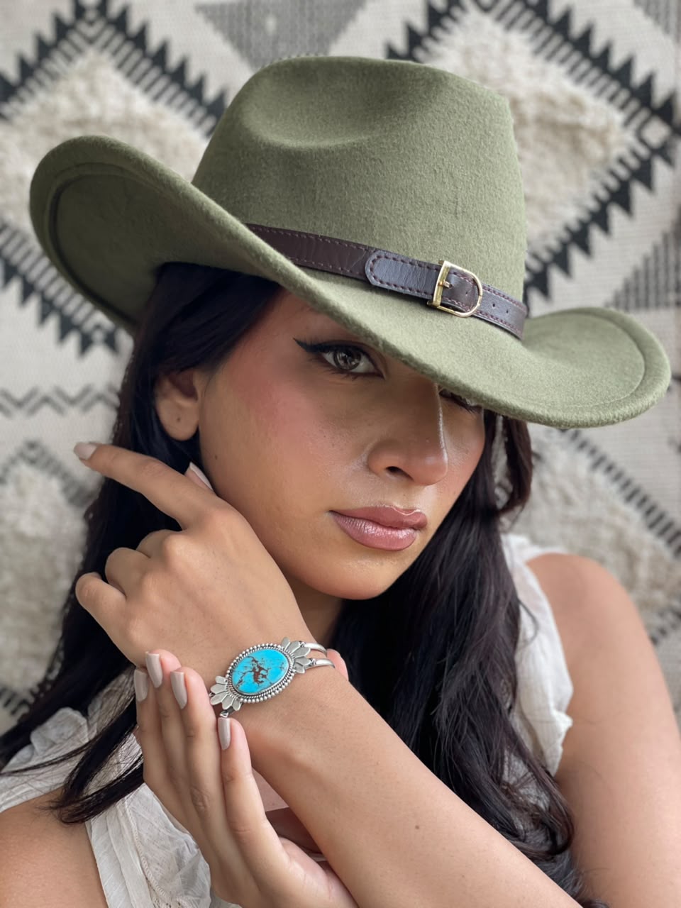 Handmade Sterling Silver Egyptian Turquoise Cuff Bracelet Signed Nizhoni (6)
