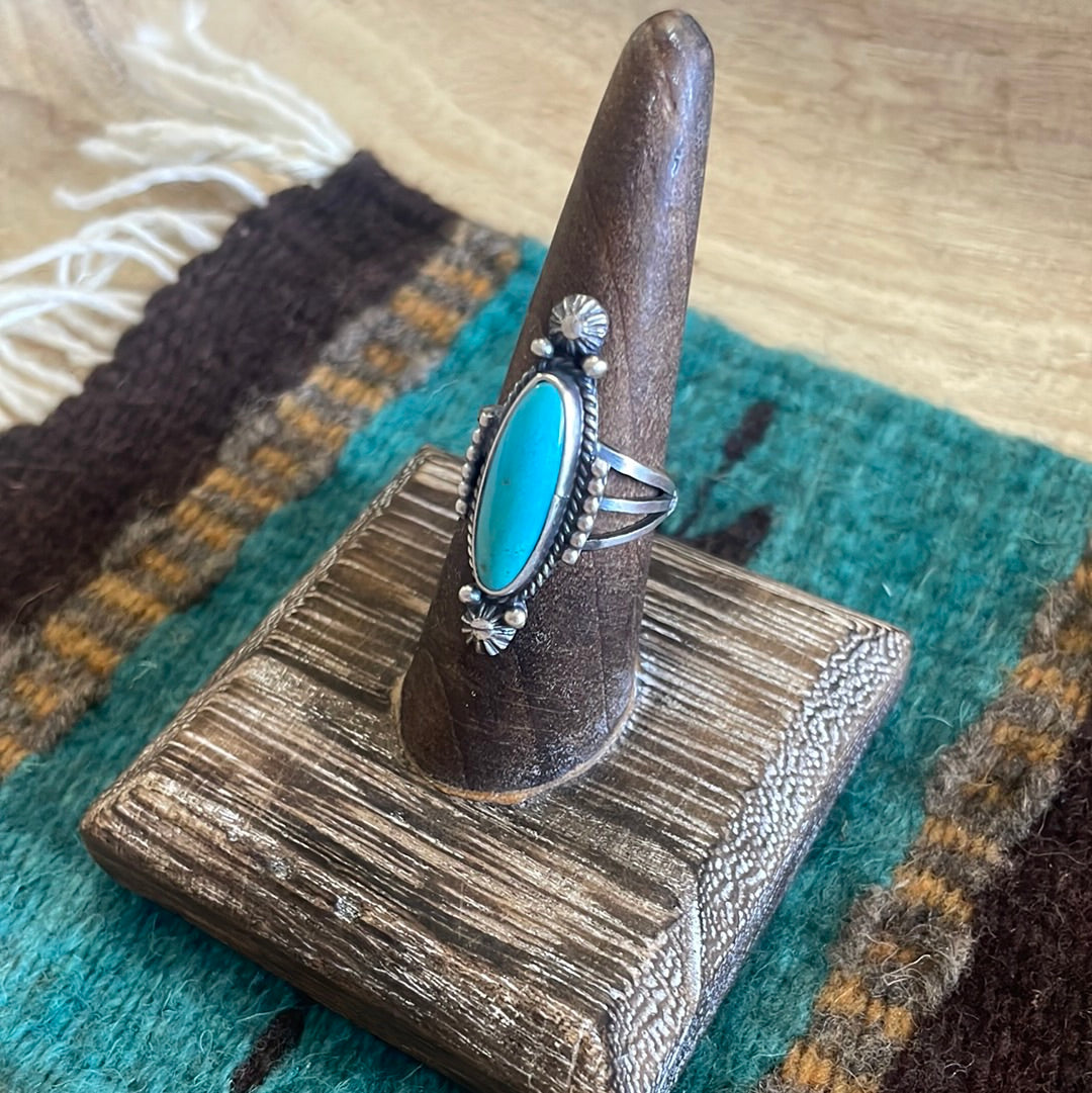 Navajo Single Stone Oval Turquoise Sterling Silver Ringqq