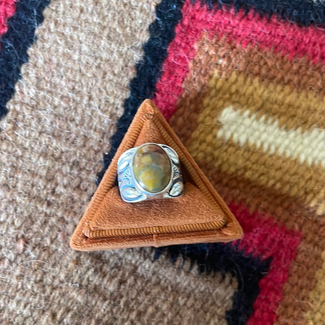 Beautiful Navajo Sterling Silver Tigers Eye Ring