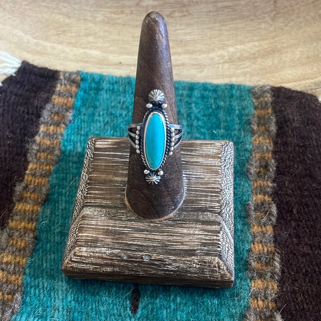 Navajo Single Stone Oval Turquoise Sterling Silver Ringqq