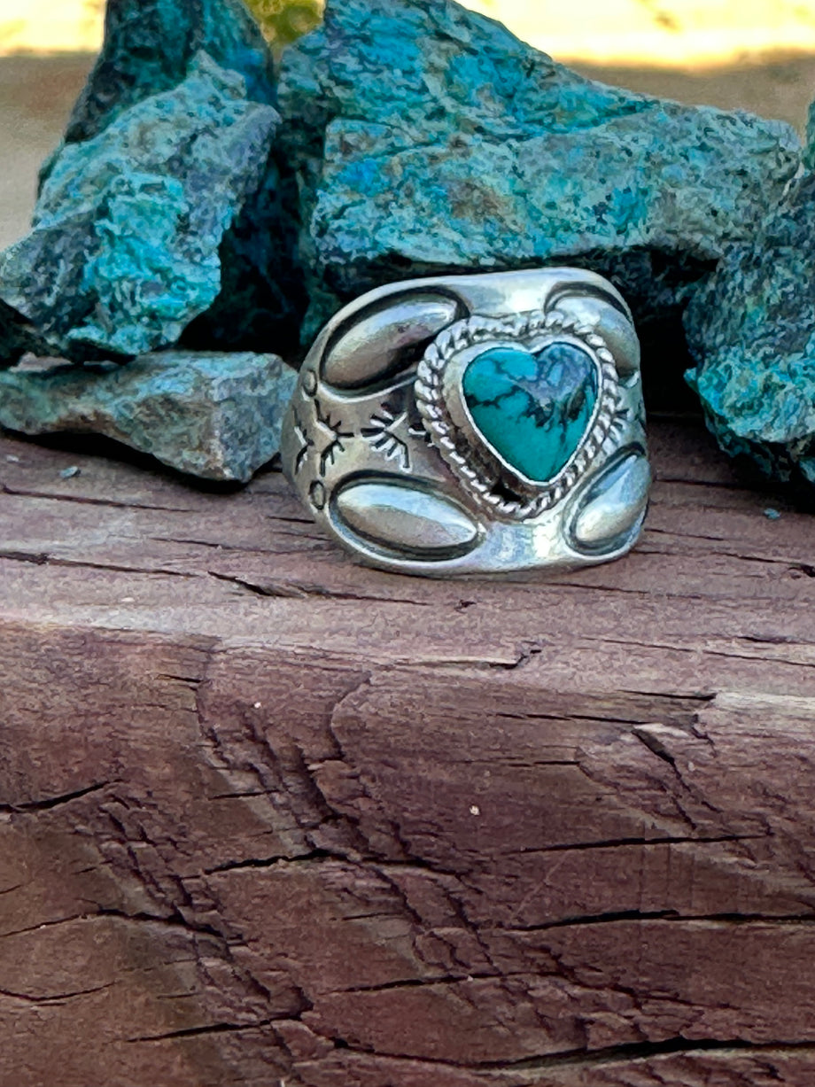 Beautiful Navajo Sterling Silver Turquoise Heart Ring Nizhoni