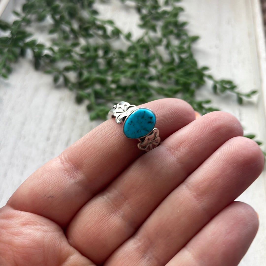 Navajo Sterling Silver Single Stone Turquoise Twisted Band Ring