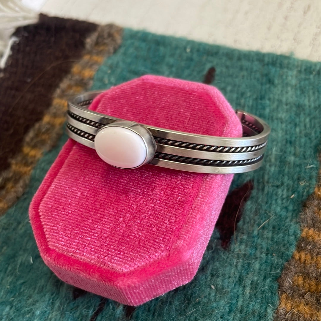 Navajo Pink Conch & Sterling Silver Adjustable Oval Cuff Bracelet Signed Tahe