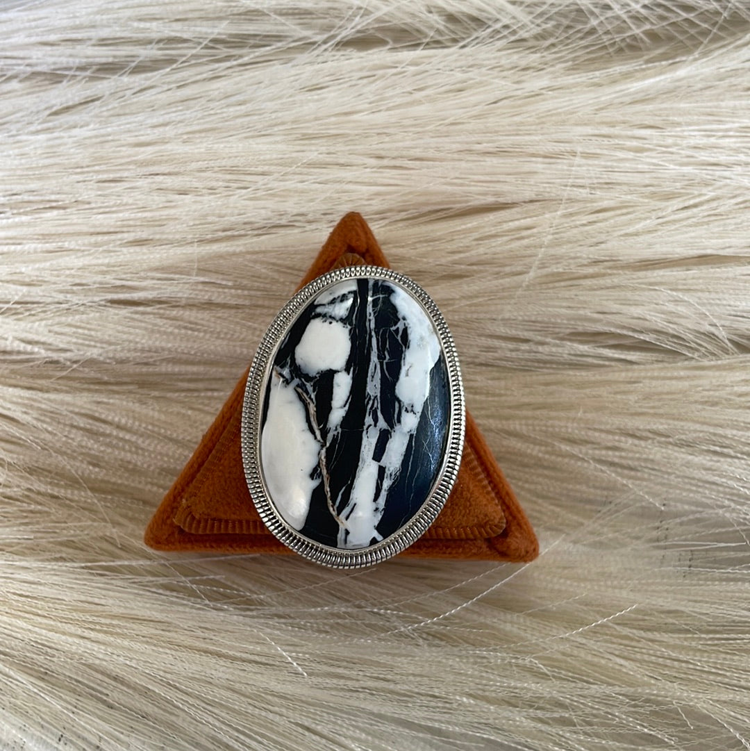 Native American Sterling and White Buffalo buy Ring Size 8 1/4