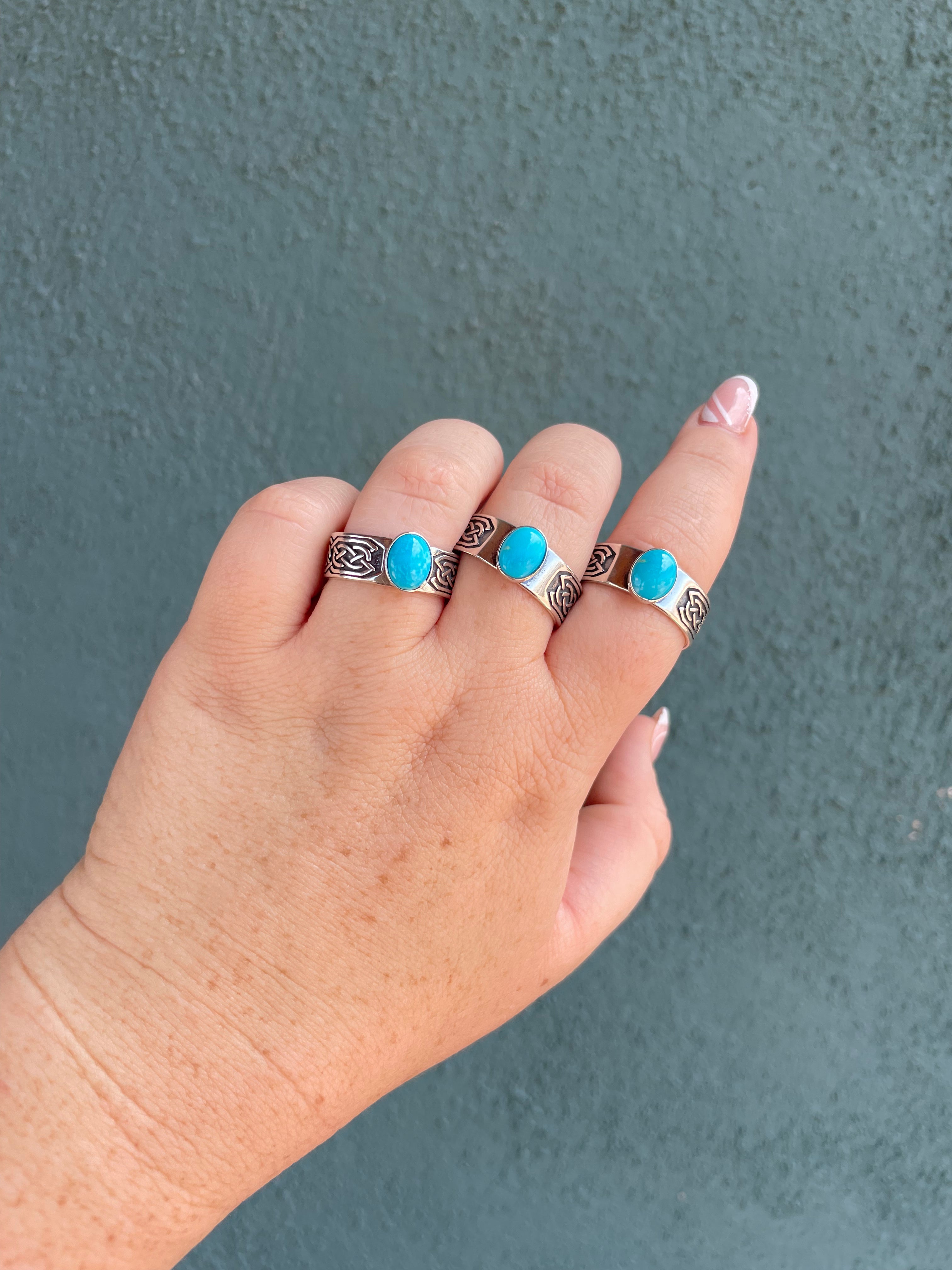 “Twisted Wire” Navajo Turquoise & Sterling Silver Ring Signed