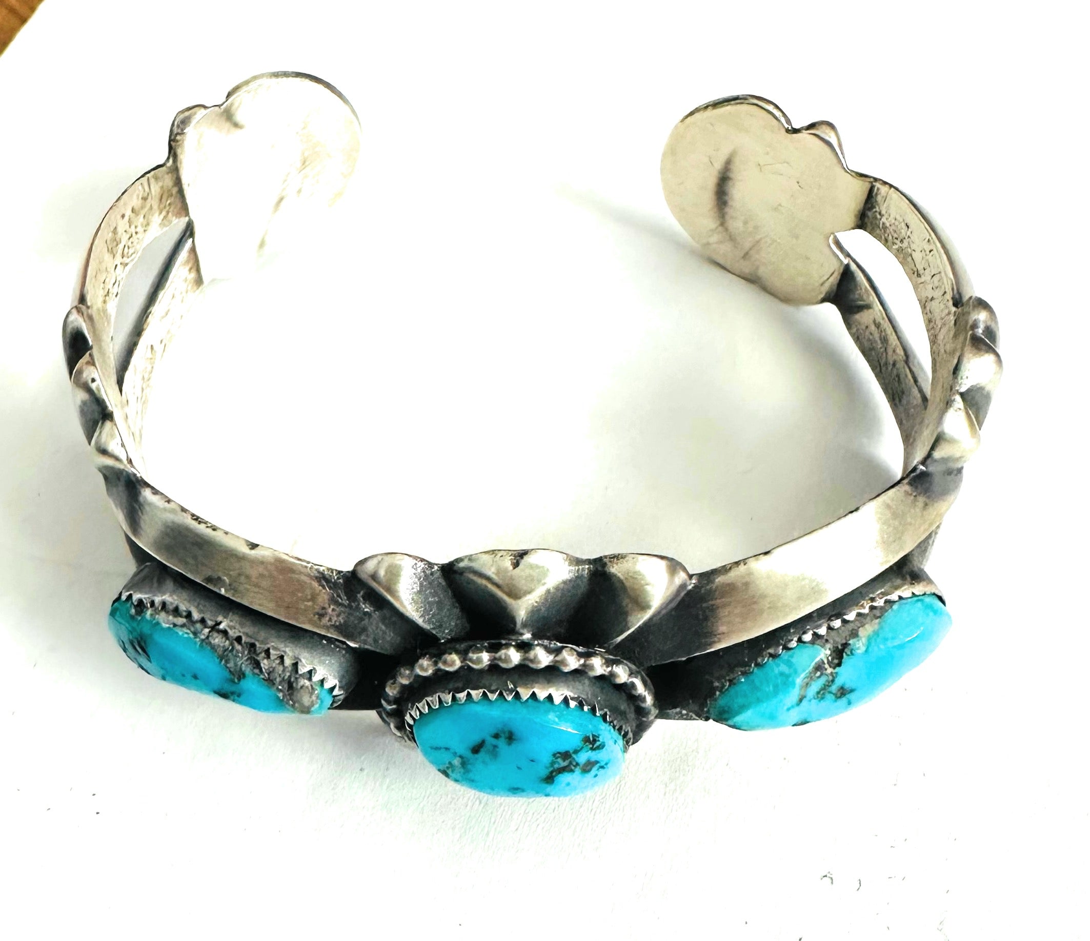 Navajo Old Pawn Kingman Turquoise & Sterling Silver Cuff Bracelet