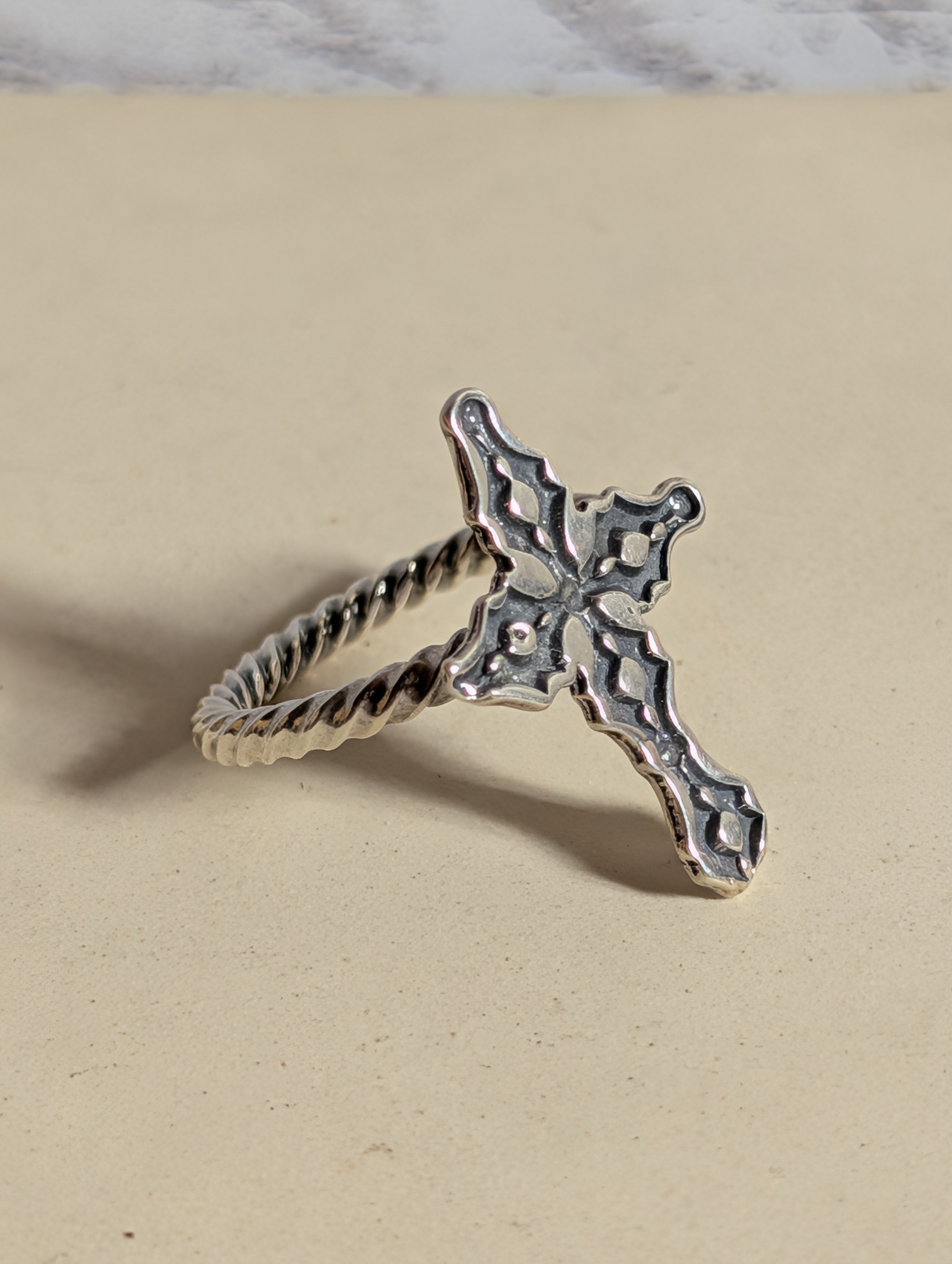 Ornate Filigree Cross Sterling Silver Ring Size 6