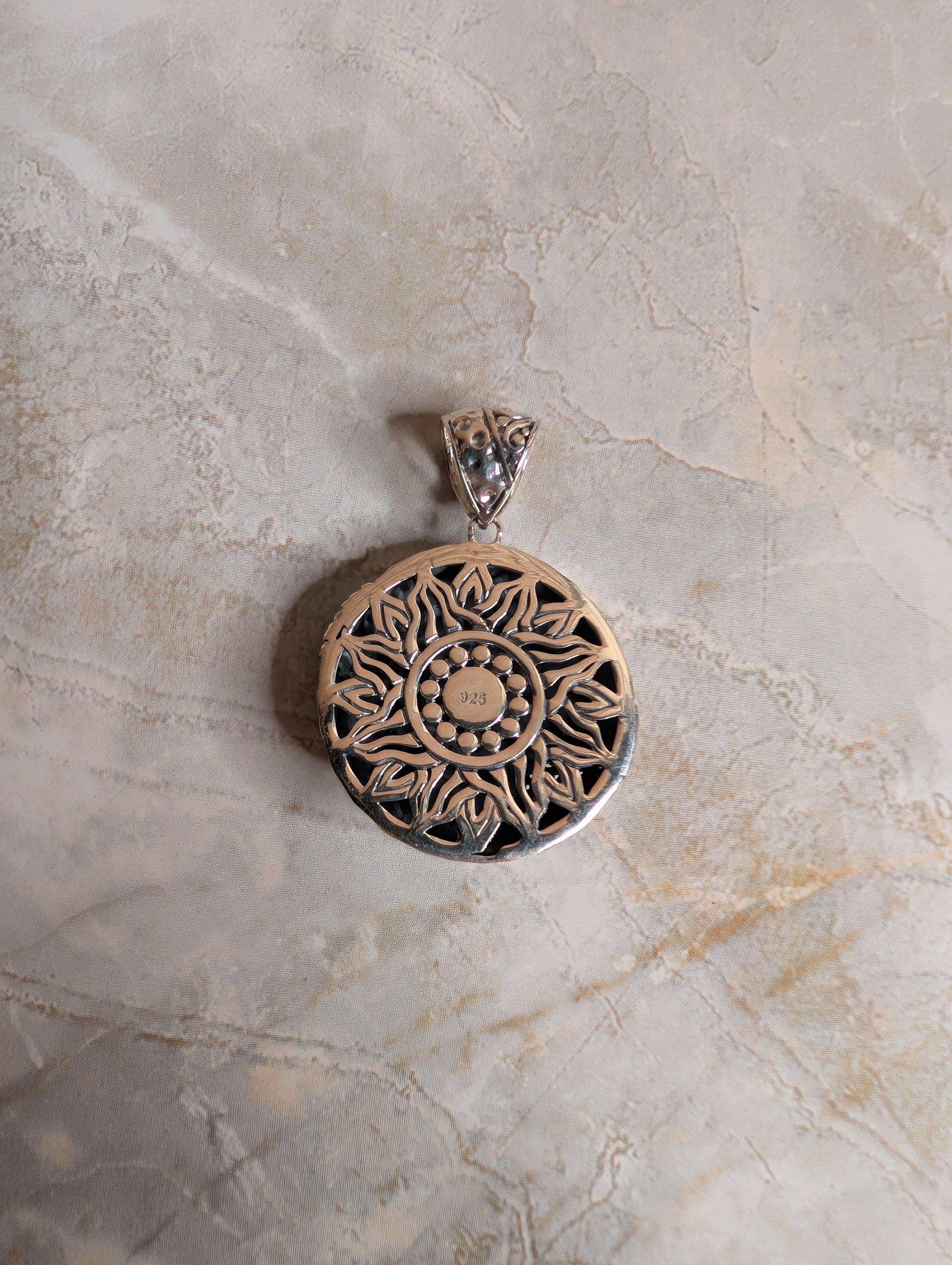 Sterling Silver Circle Shaped Ornate Filigree Medallion Pendant