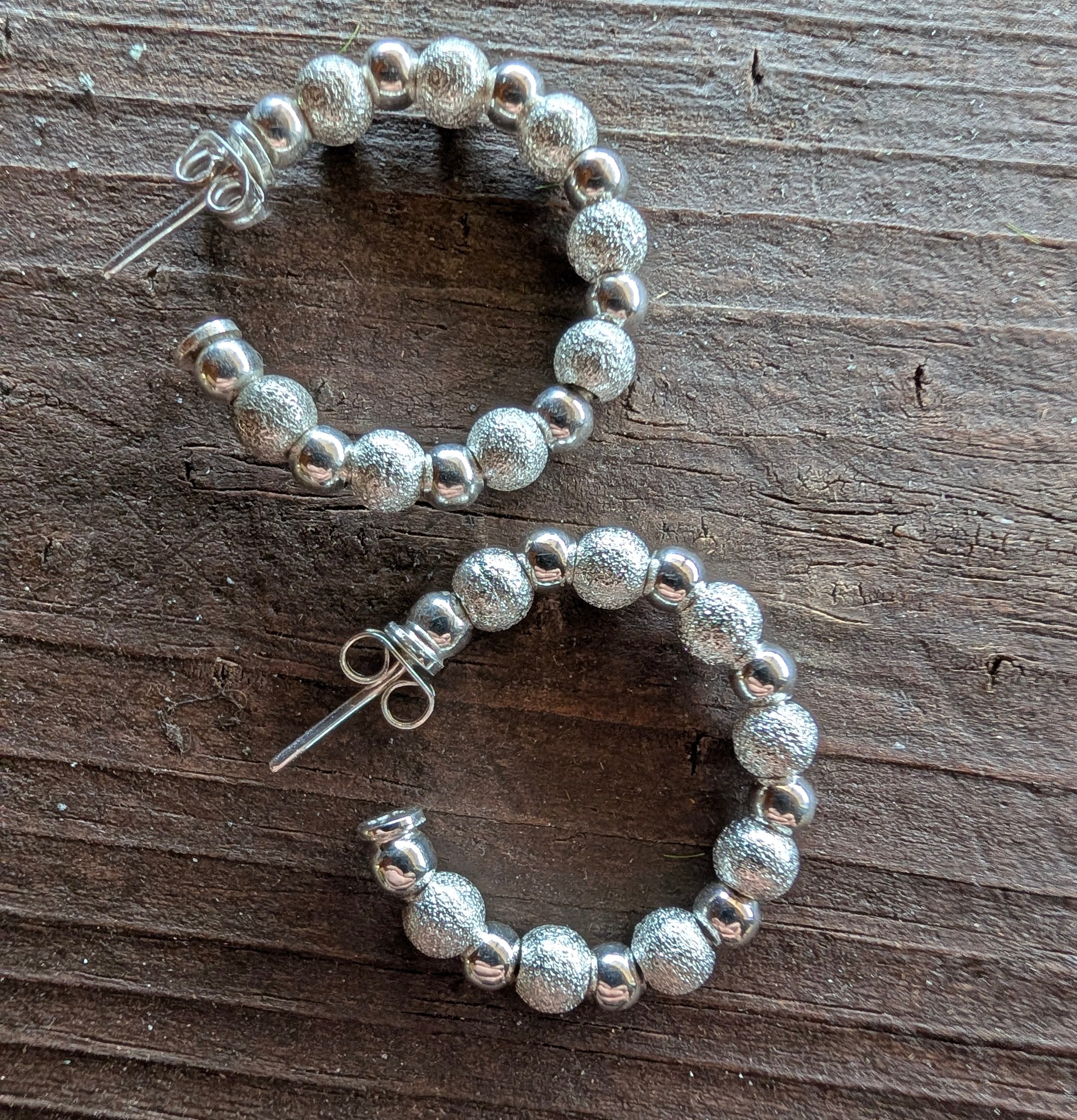 Sterling Silver Alternating Stardust & Liso Beaded Hoop Earrings