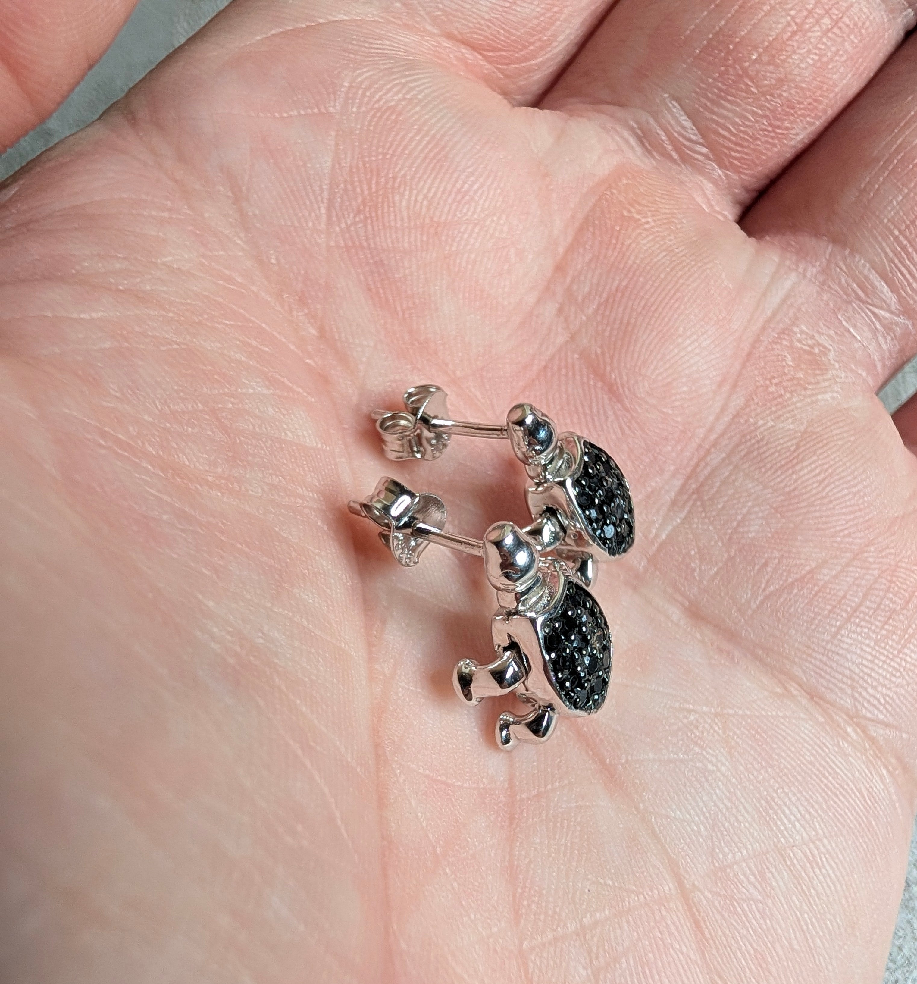 Sterling Silver Sparkling Black Stone Turtle Earrings & Pendant Jewelry Set