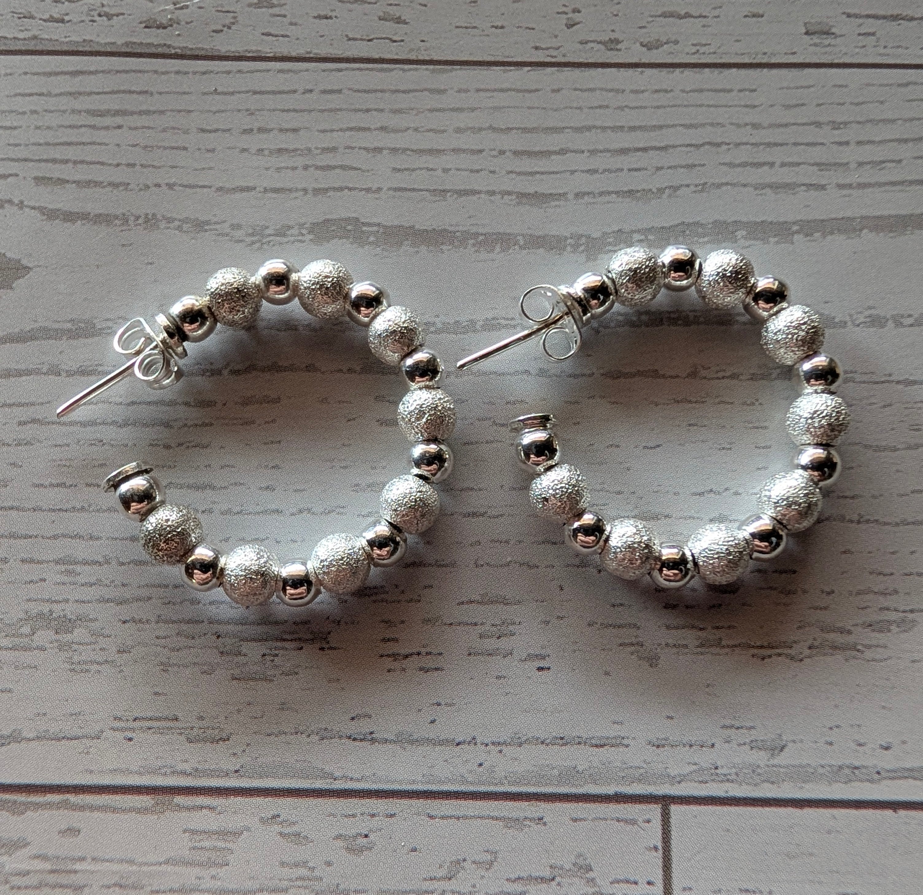 Sterling Silver Alternating Stardust & Liso Beaded Hoop Earrings