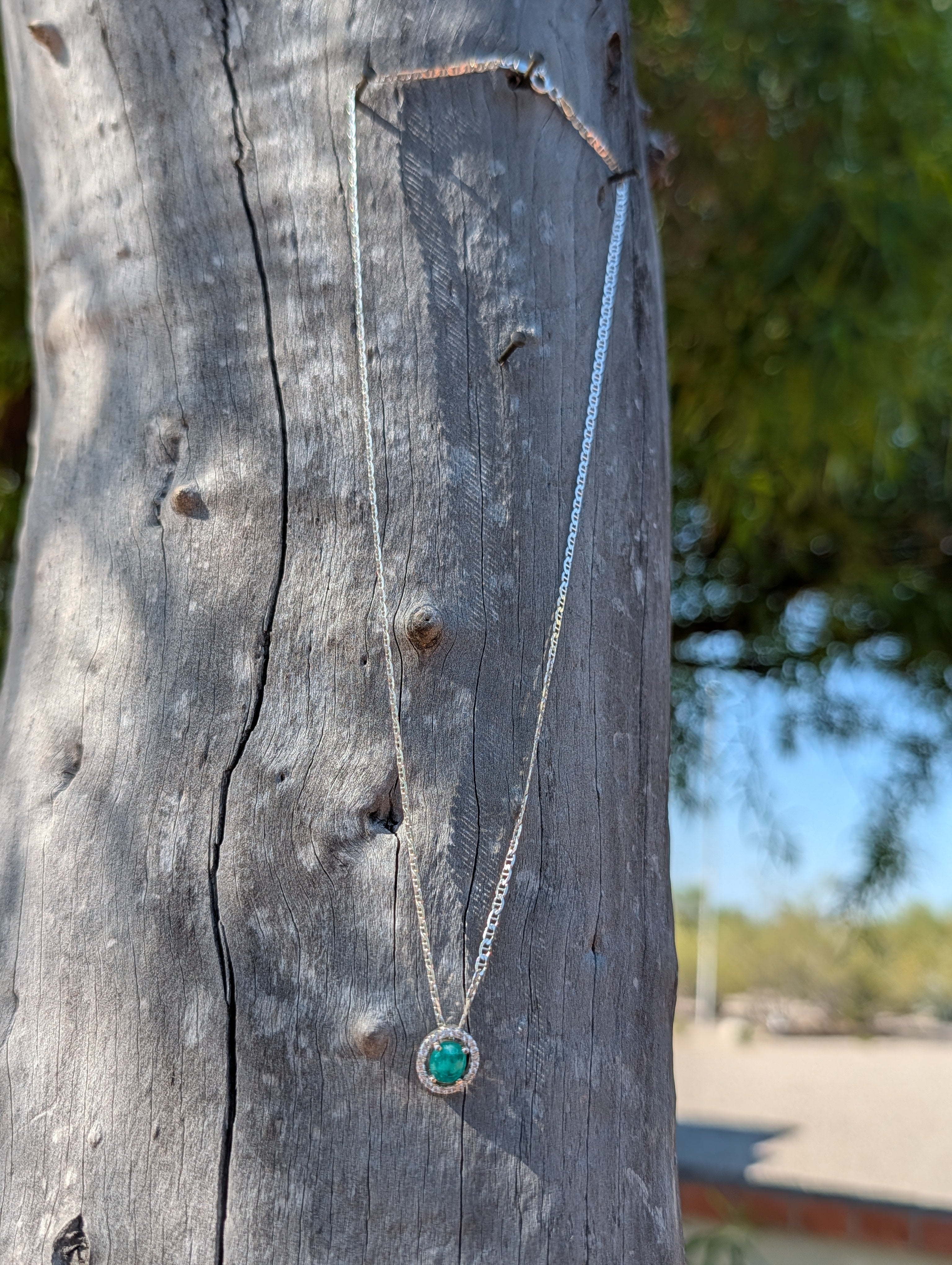 Emerald Necklace in Sterling Silver 1ct set 7A