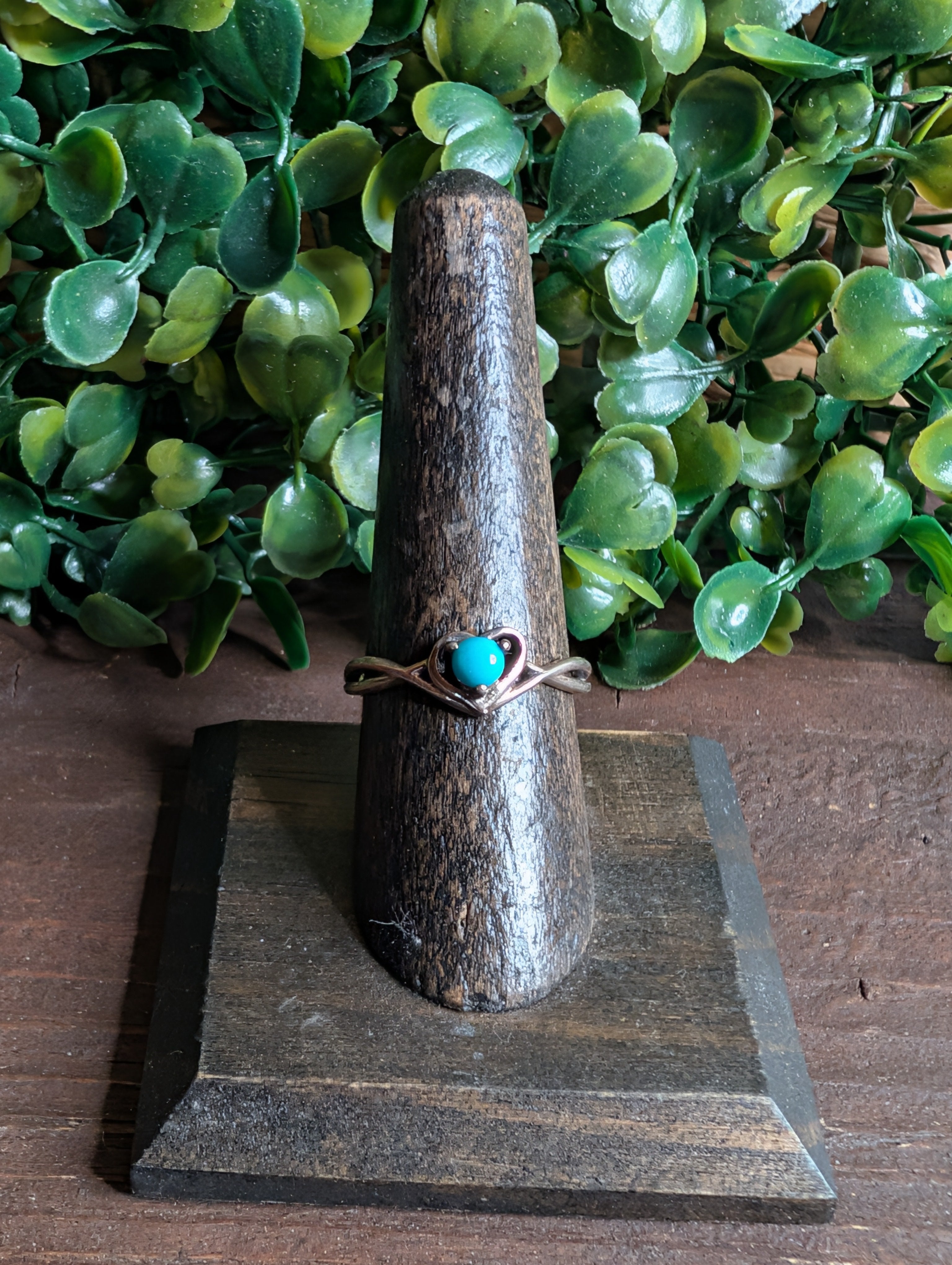 Kingman Turquoise Heart Shaped Double Strand Sterling Silver Ring Size 8