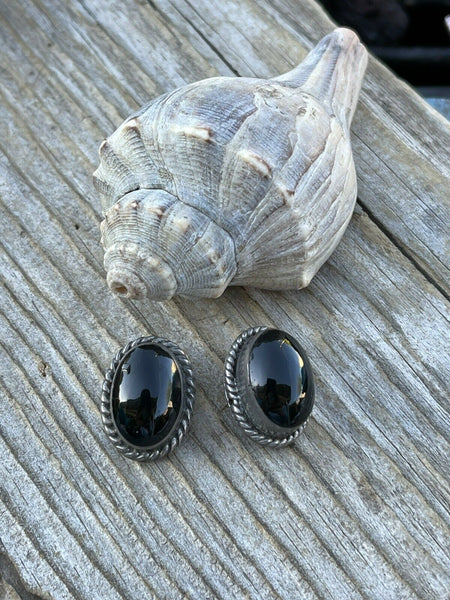 Vintage Black Onyx Sterling hot Silver Stud Earrings Large Round Cabochon Studs