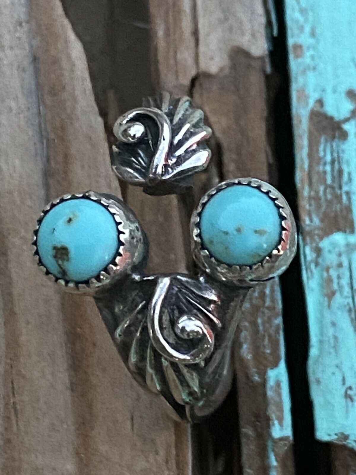 Navajo Two Turquoise  Stone & Sterling Silver Leaf Ring Size 8