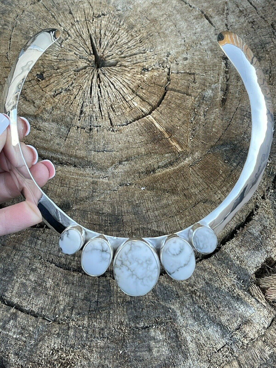 Navajo Sterling Silver White Buffalo 5 Stone Choker Necklace