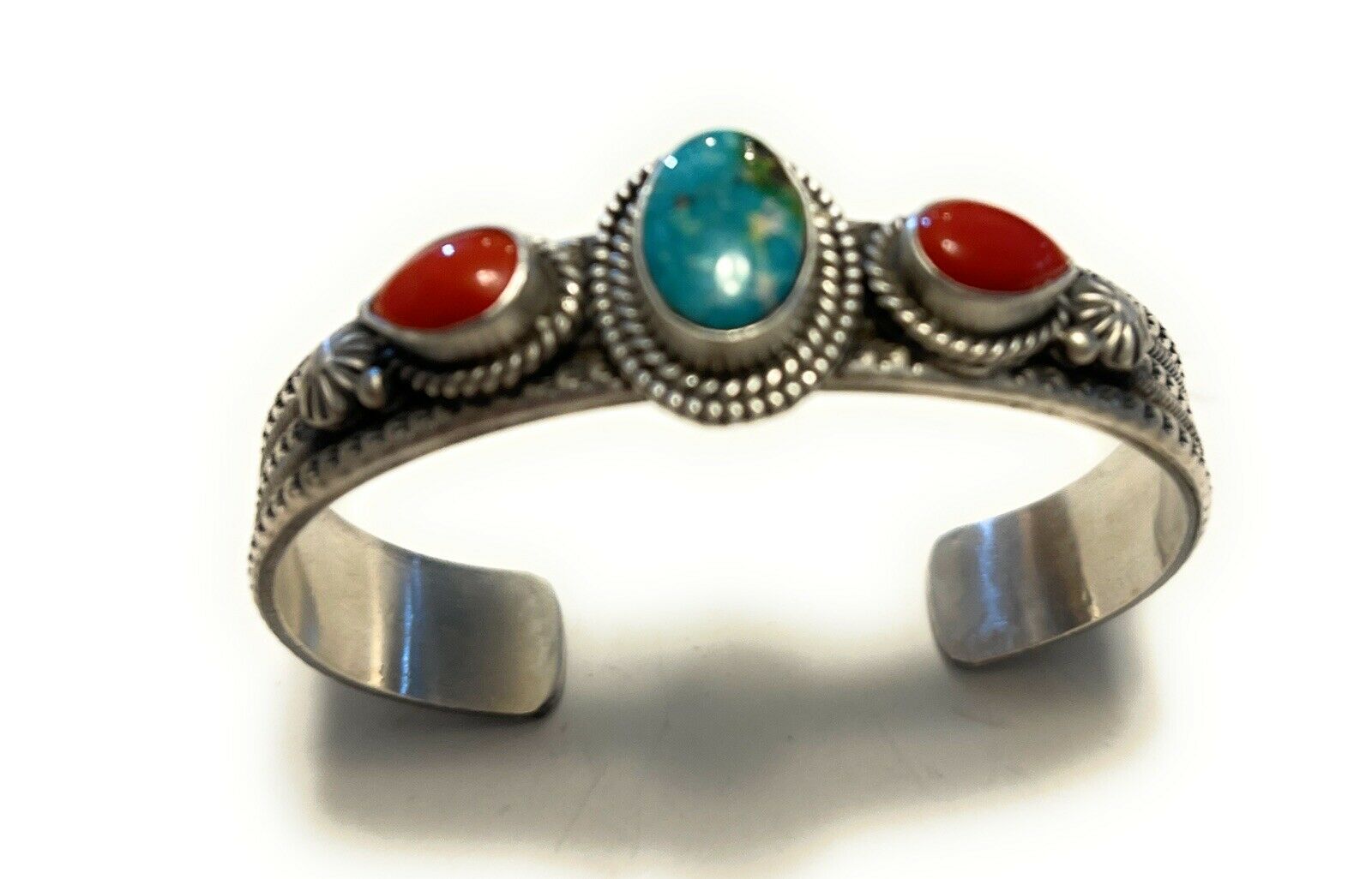Artisan stone chip beads bracelet Turquoise Blue stabilized Red Coral  weaved strung silver metal toggle bracelet