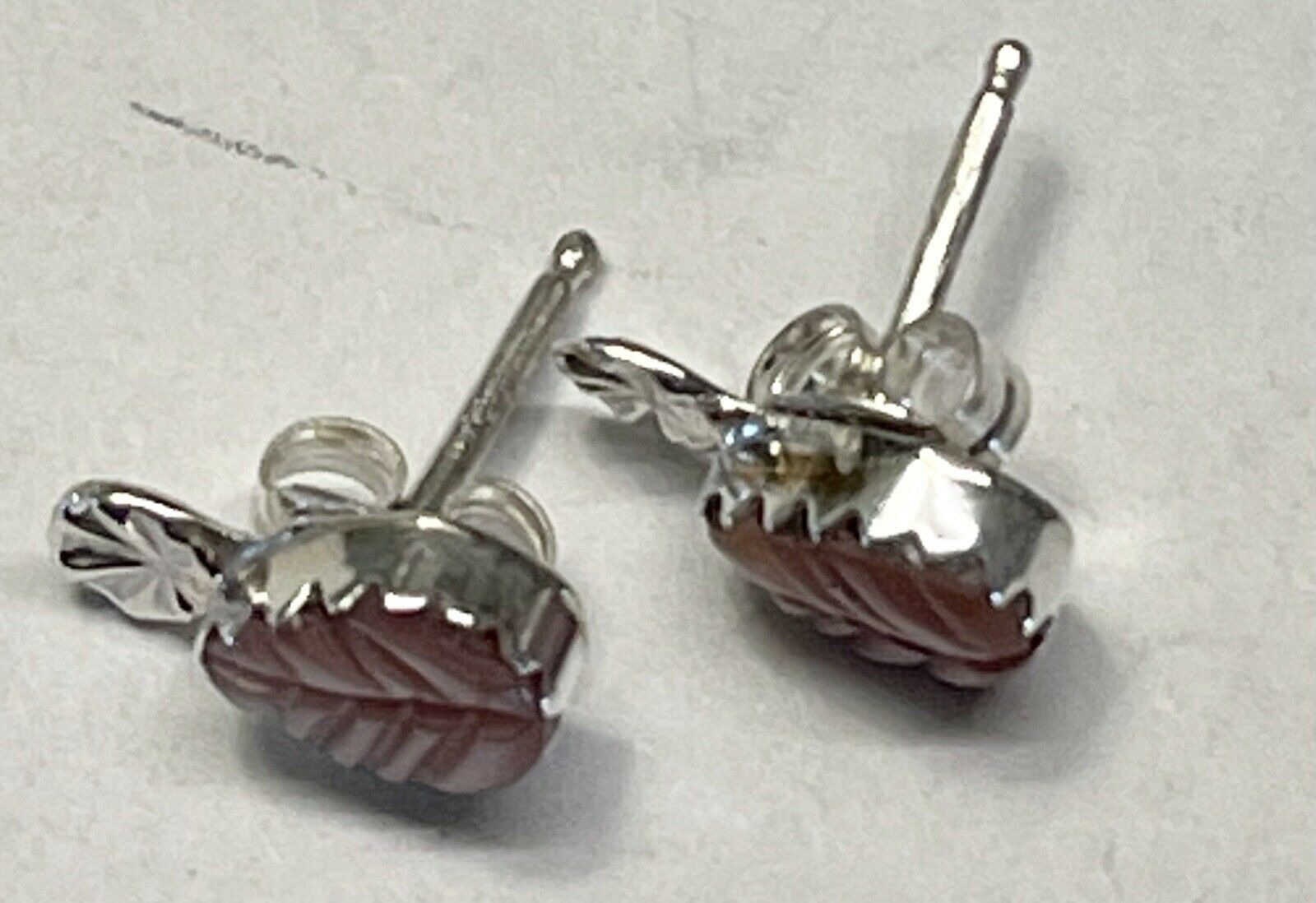 Zuni Sterling Silver & Pink Mussel Shell Leaf Earrings