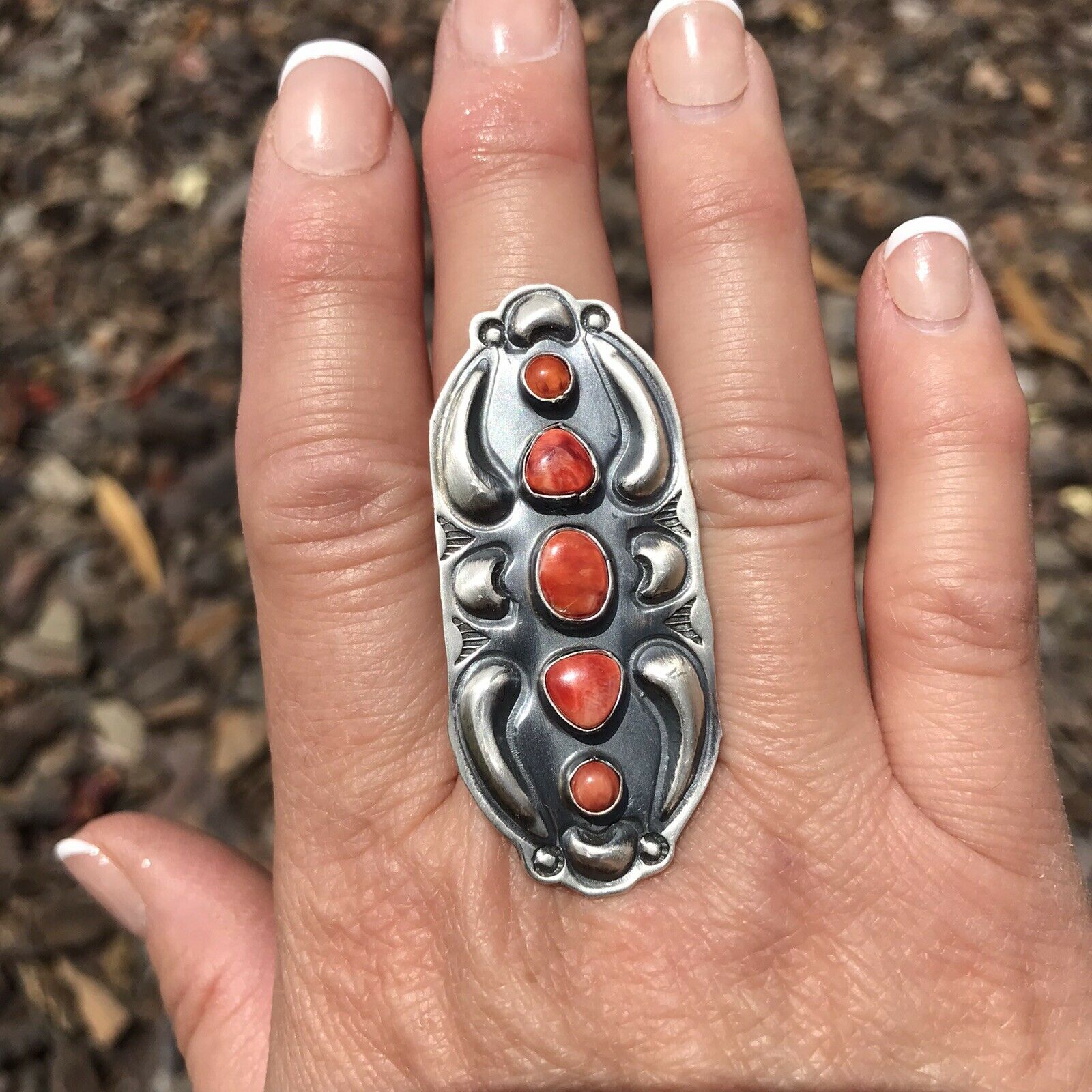 Navajo Sterling Silver Orange Spiny Oyster 5 Stone Ring