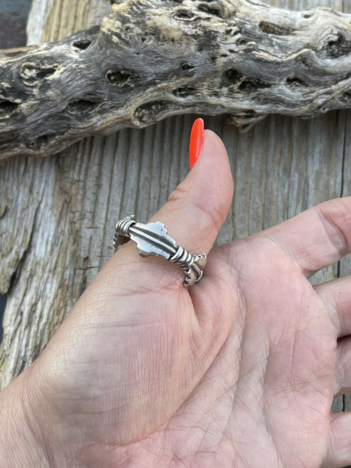 Navajo Sterling Silver Traditional Southwest Ring