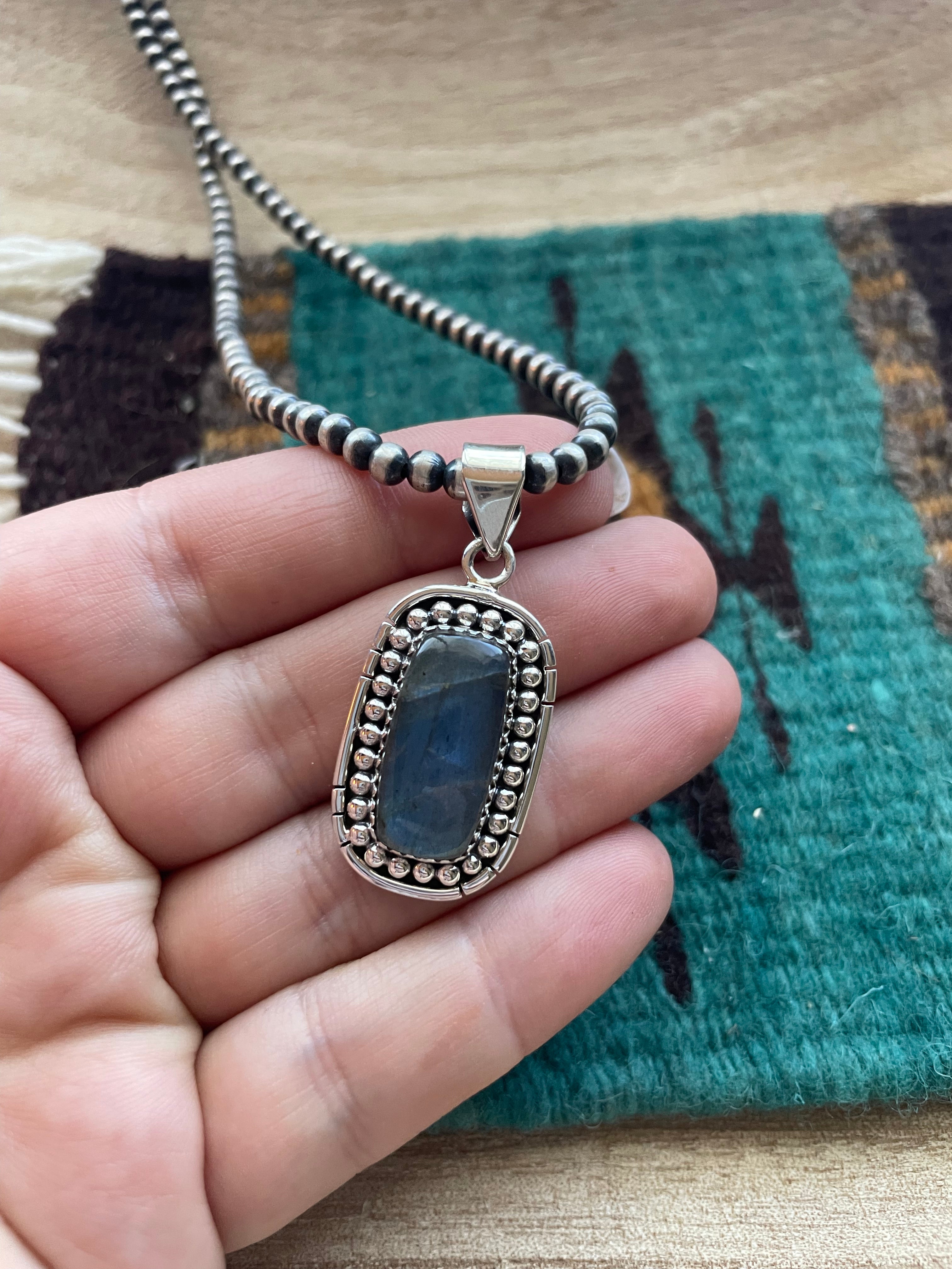 Handmade Sterling Silver & Labradorite Pendant Signed Nizhoni