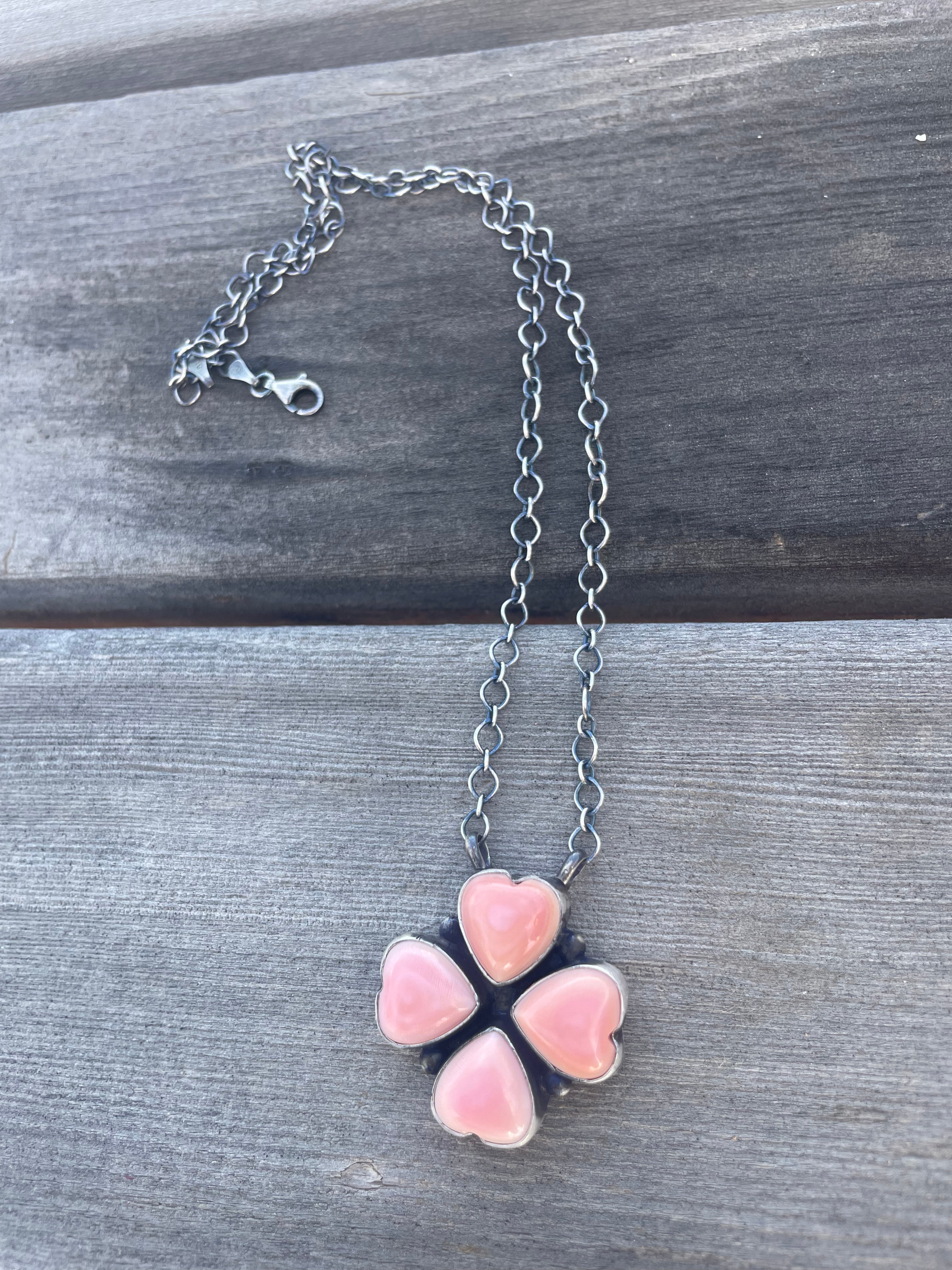 Navajo Queen Pink Conch Shell And Sterling Silver Heart Necklace Signed