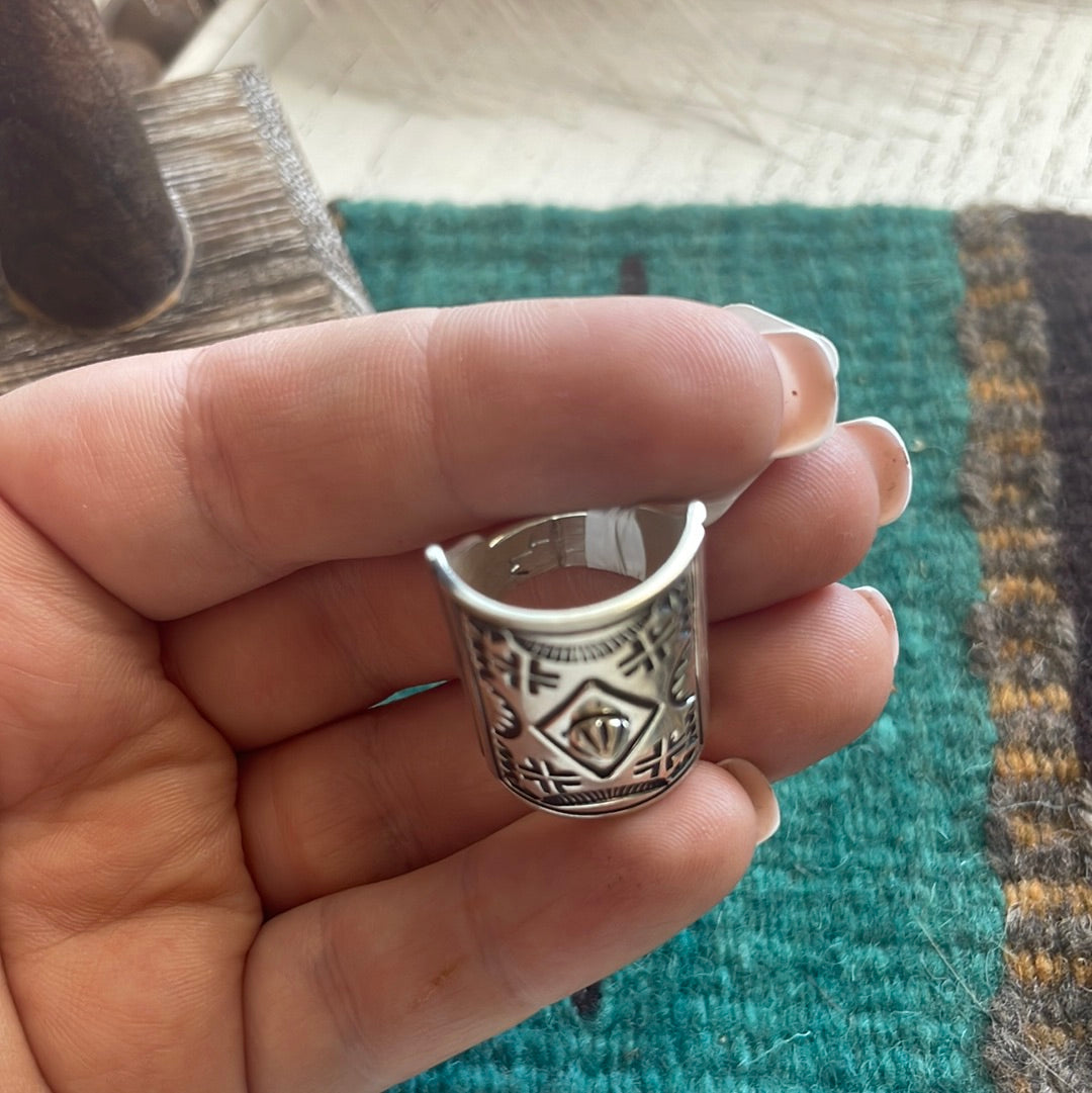 Beautiful Navajo Sterling Ring Size 6 Signed