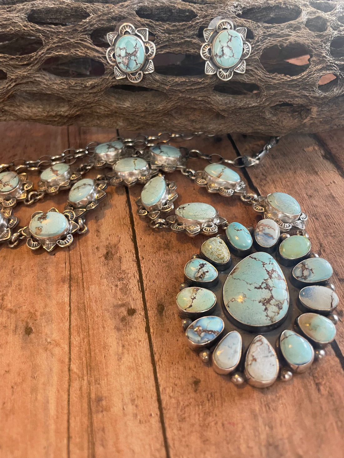 Navajo Golden Hills Turquoise Necklace Set signed LK