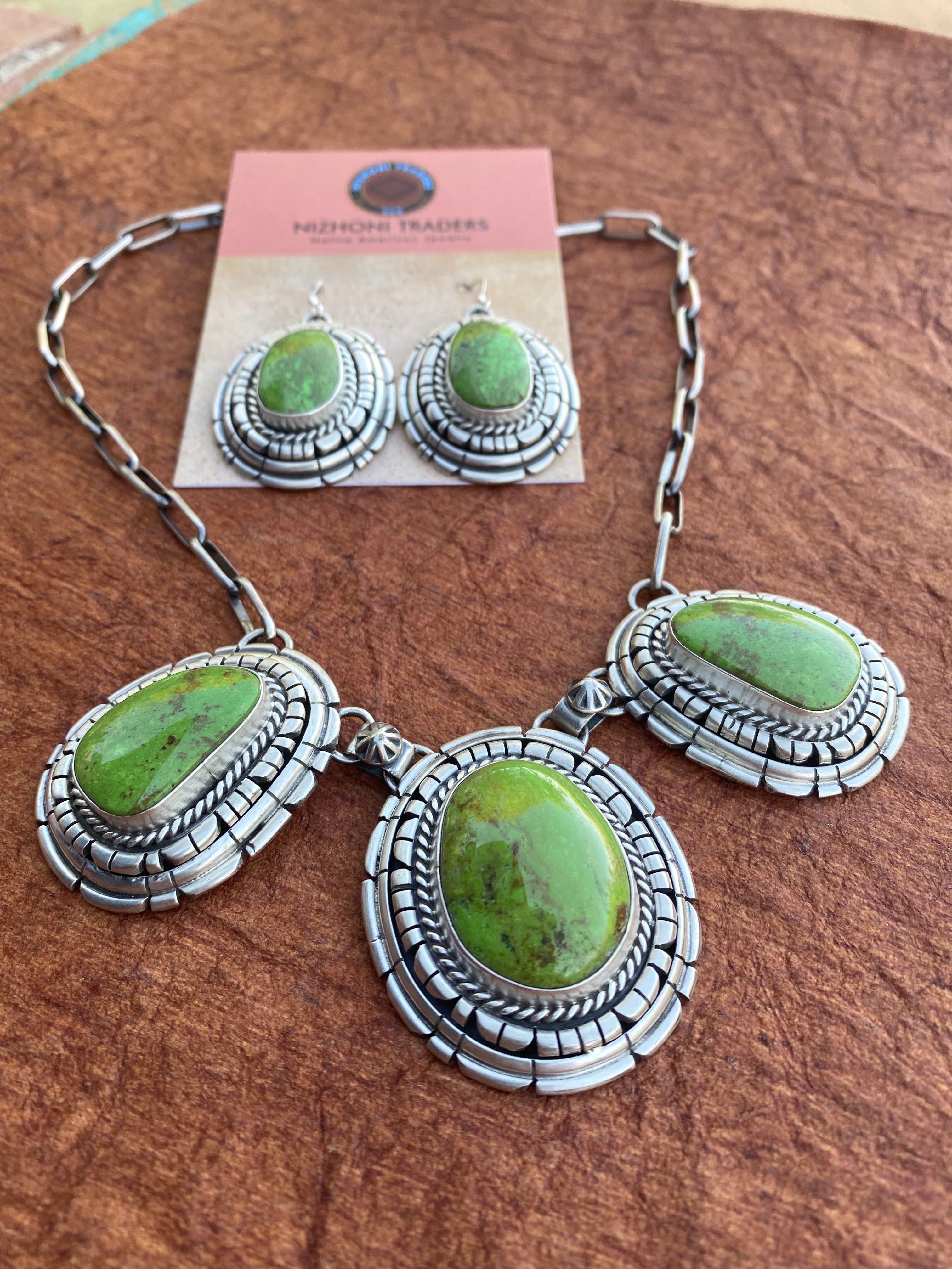 Navajo Gaspeite & Sterling Silver Necklace Set by Larry Kaye