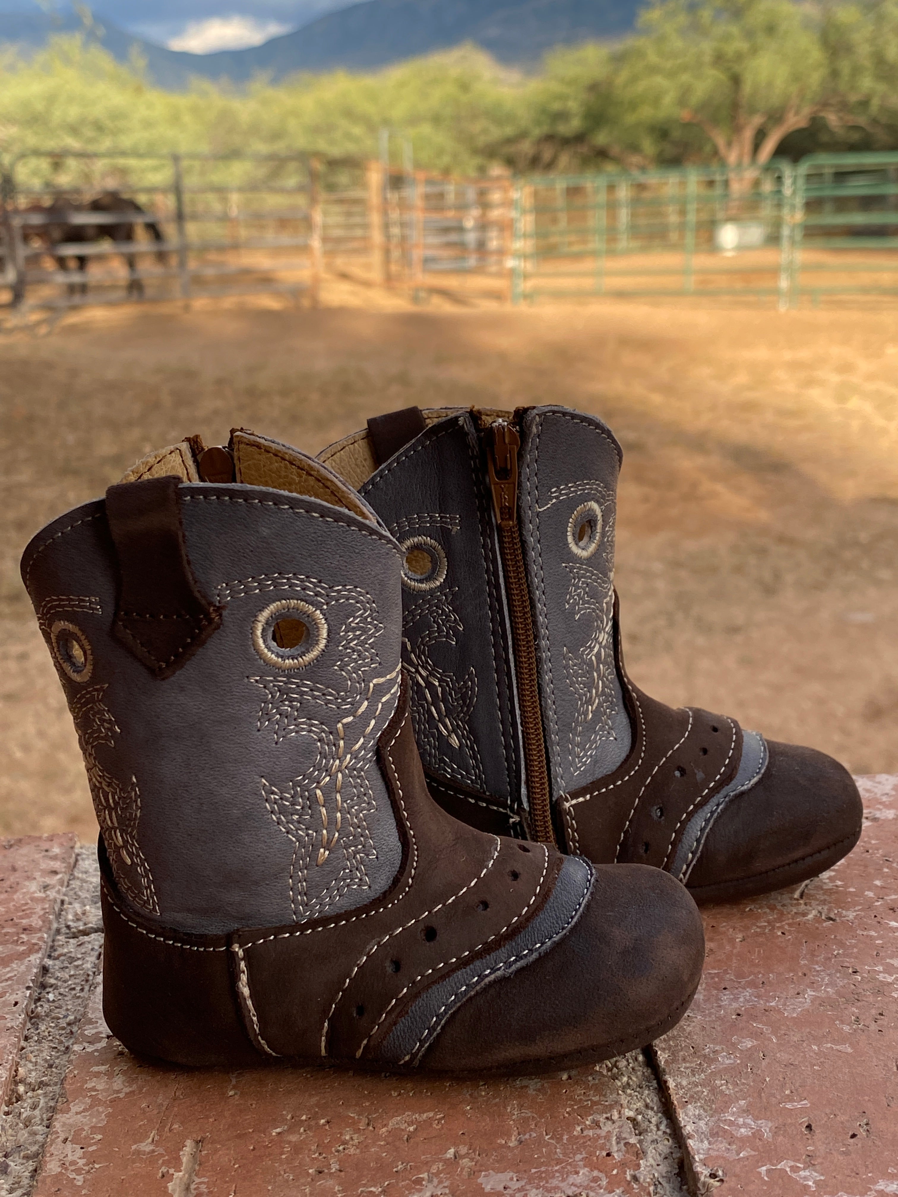 Western Leather infant Baby/ infant/ toddler Boots Grey