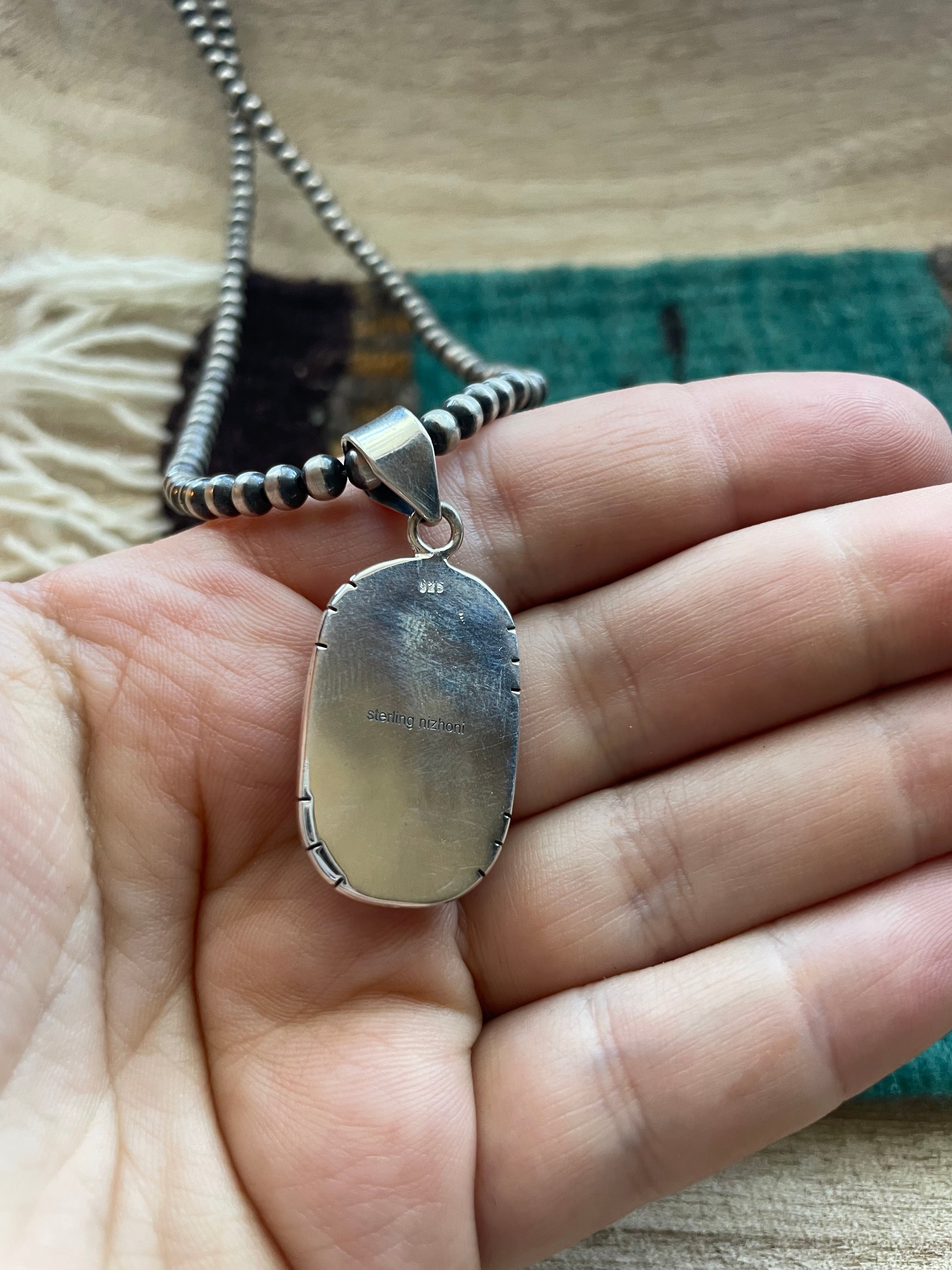 Handmade Sterling Silver & Labradorite Pendant Signed Nizhoni