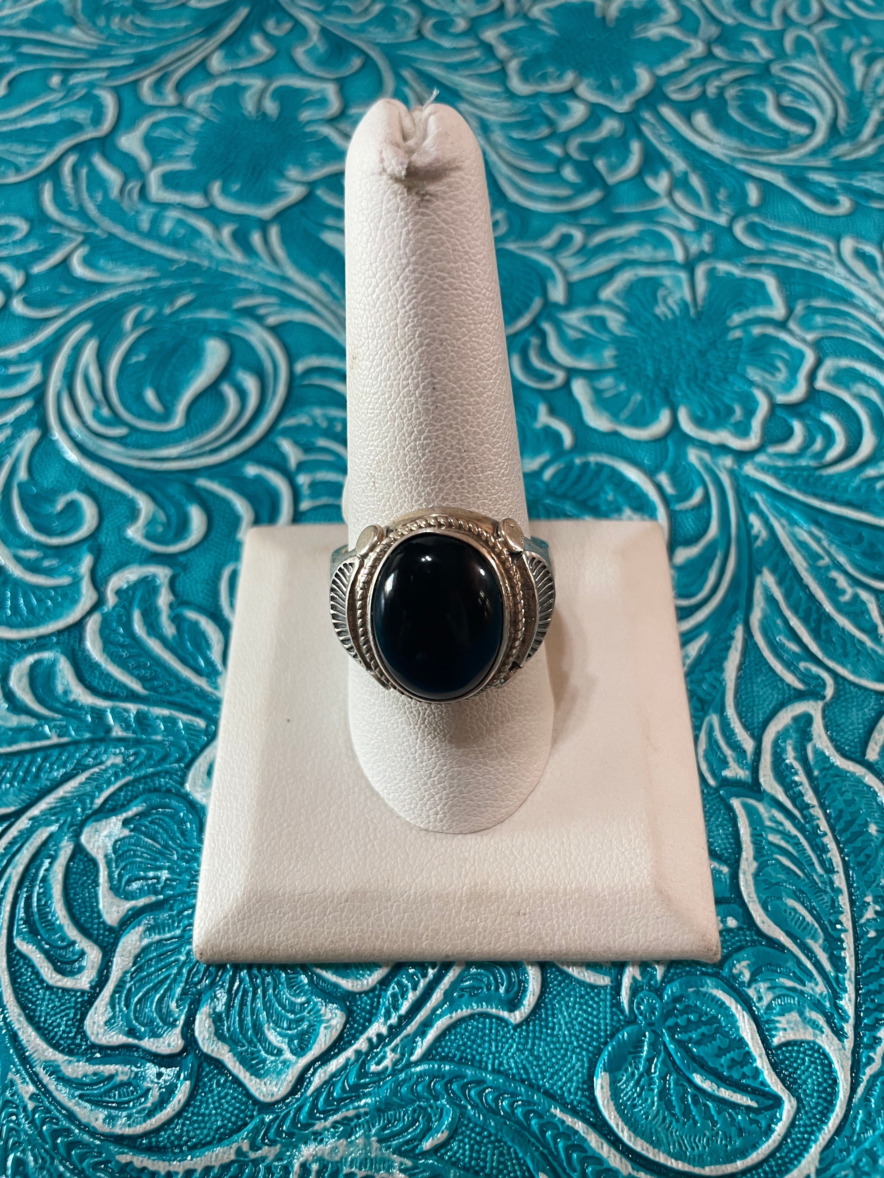 Old Pawn Navajo Sterling Silver & Black Onyx Ring Size 9