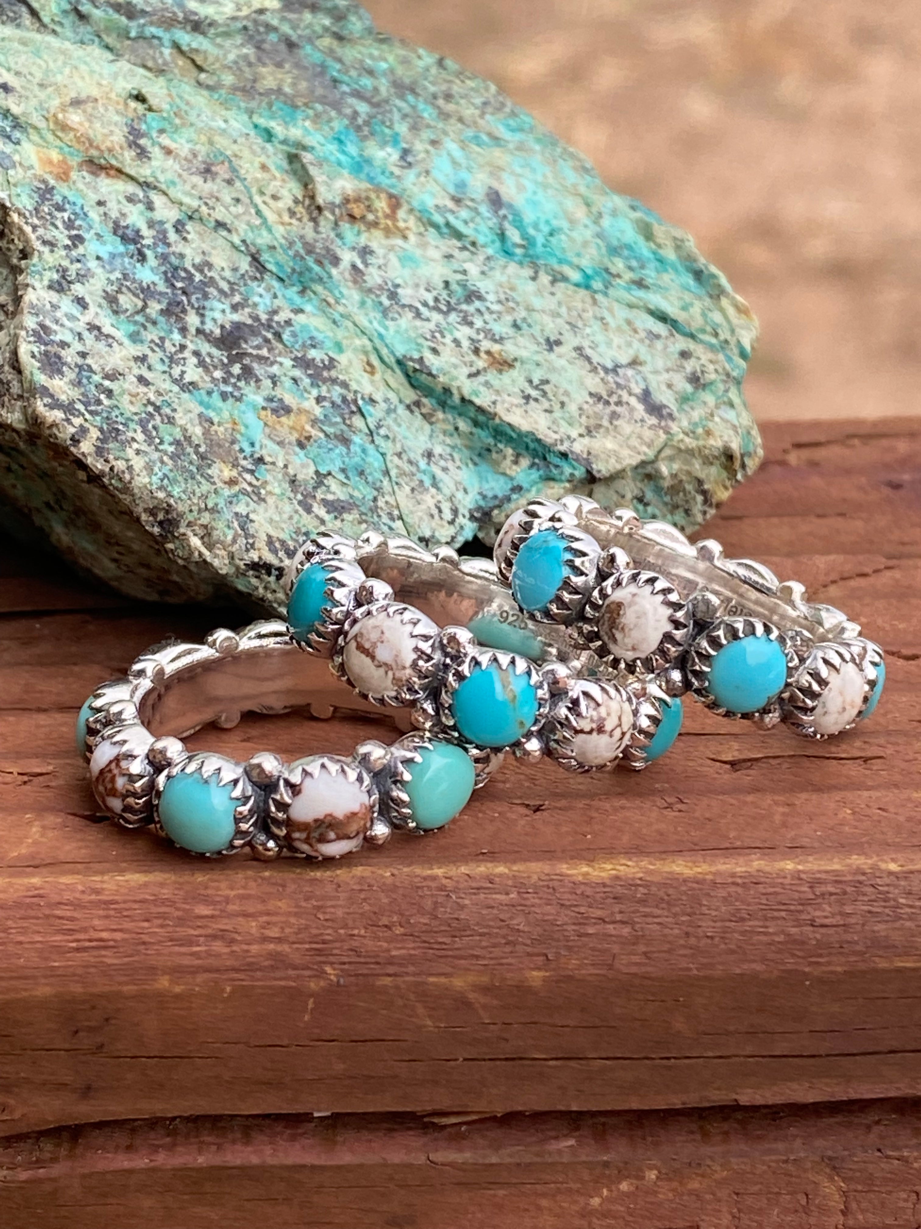 Kingman Turquoise & Wild Horse Sterling Silver Eternity Band